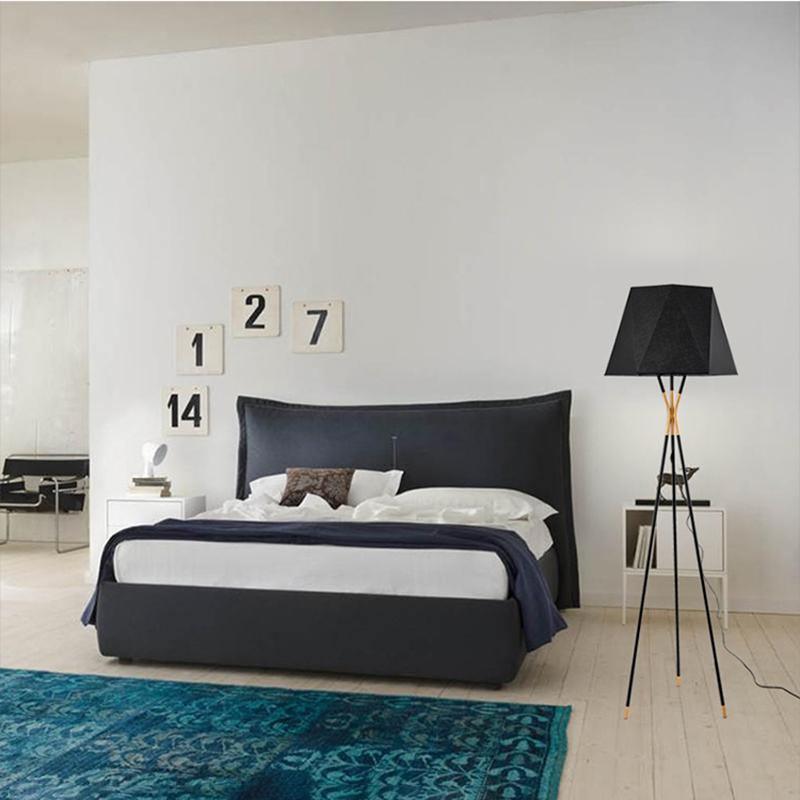 Fivela Modern Floor Lamp