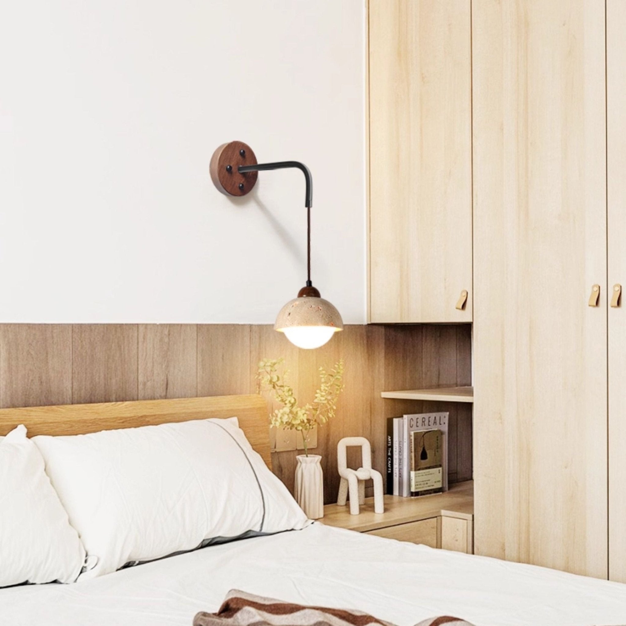 Avenoaine Cantilever Wall Light