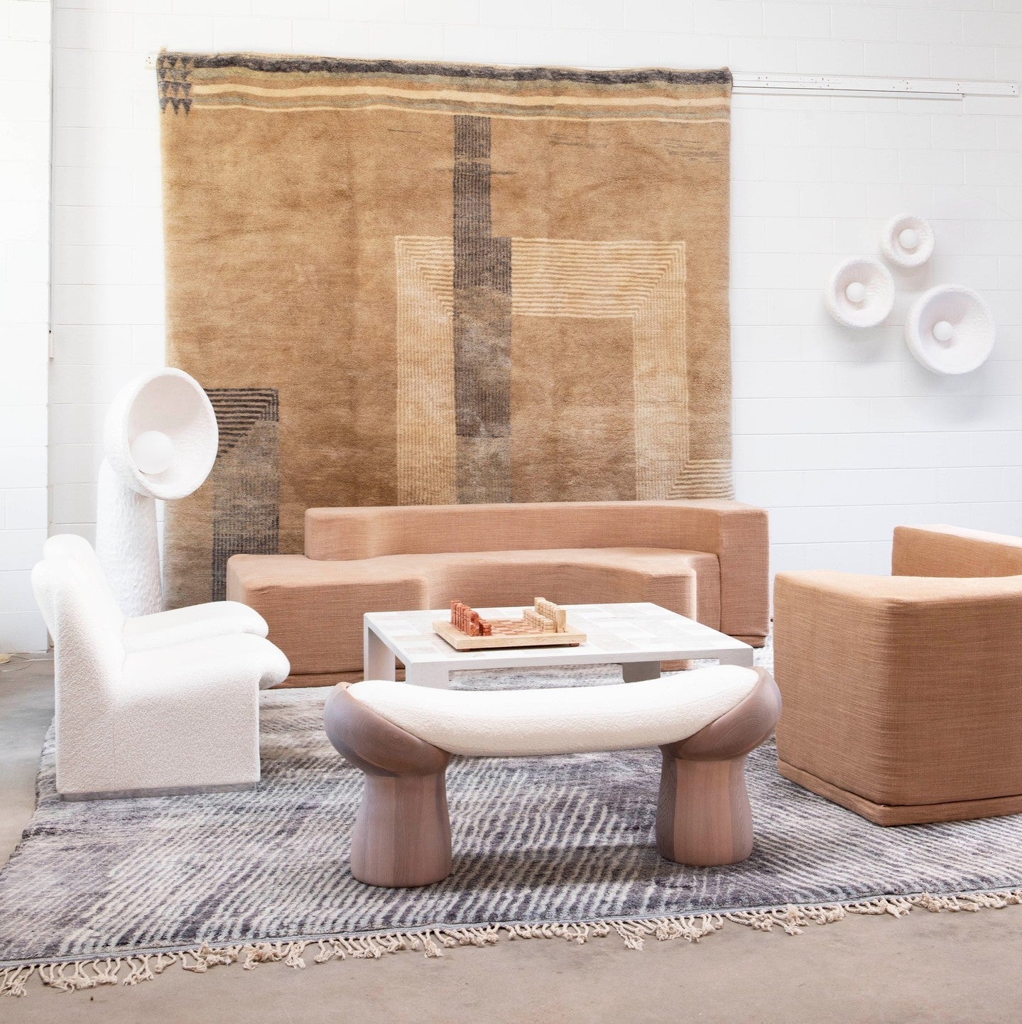 Ernionis Textured Ceramic Floor Lamp