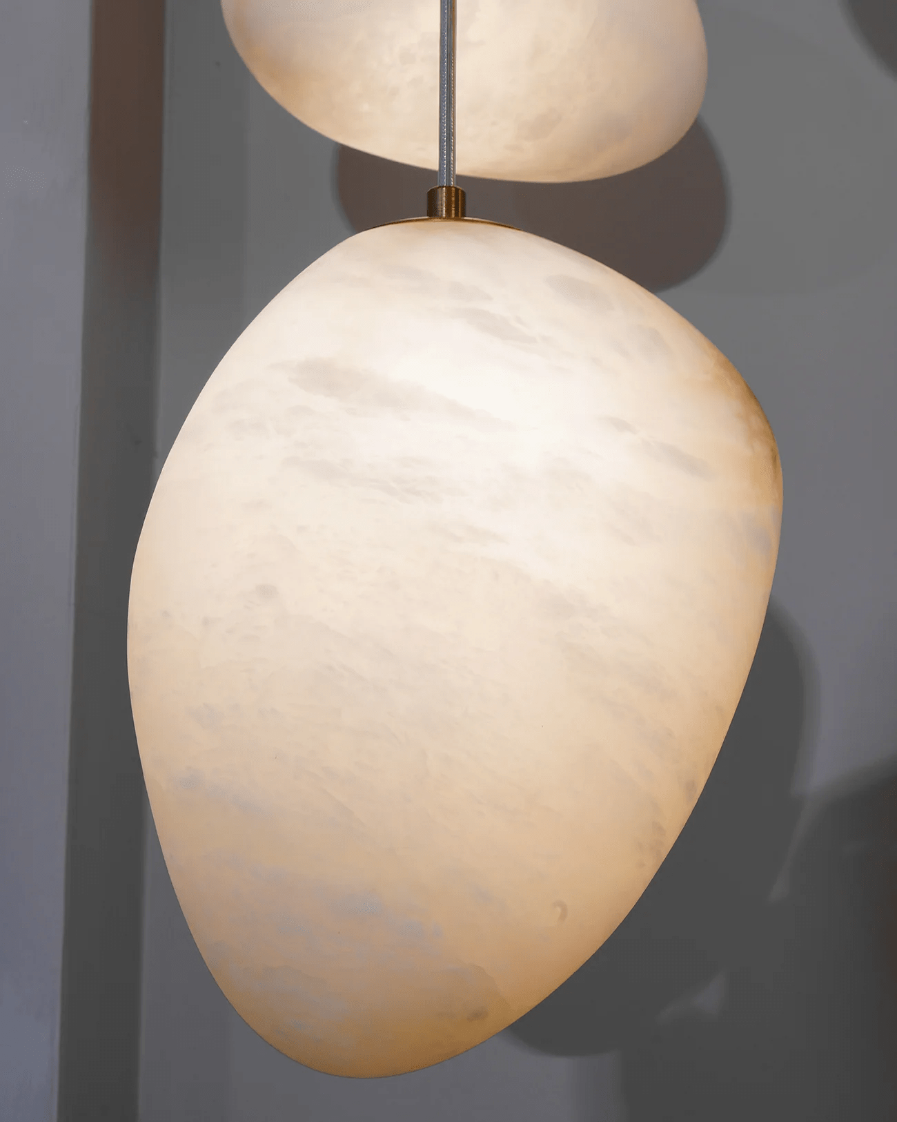 Nivisaya Pebbles Alabaster Pendant Lamp