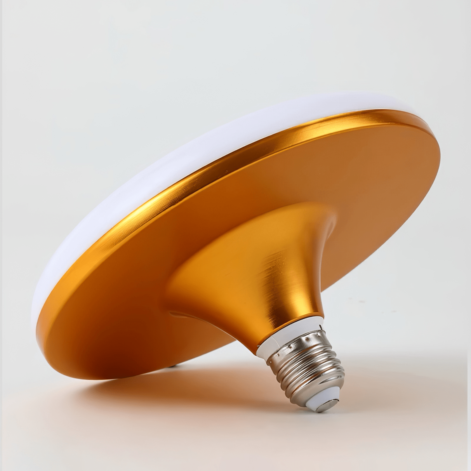 Caerix Flying Saucer Light E27 Bulb