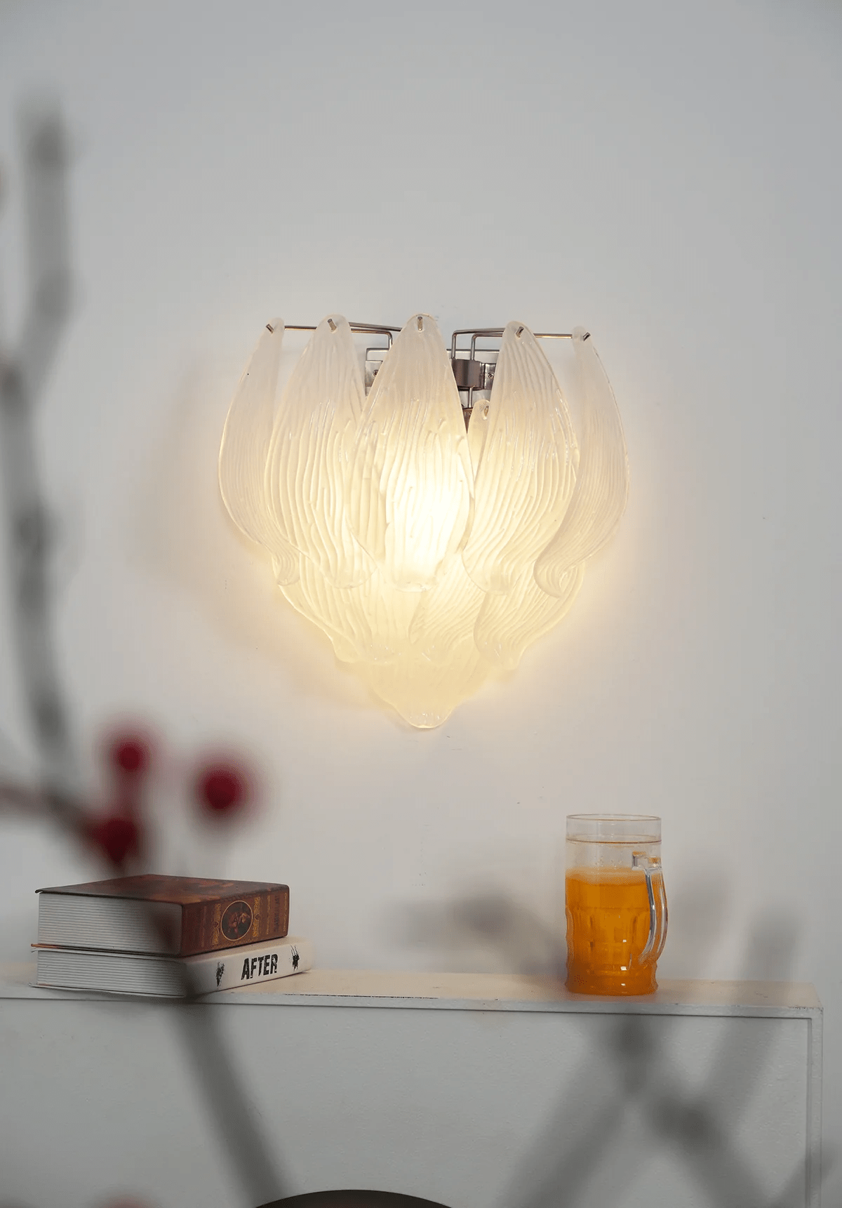 Lioriniella Wall Lamp Murano Glass Petal Frosted Cascading