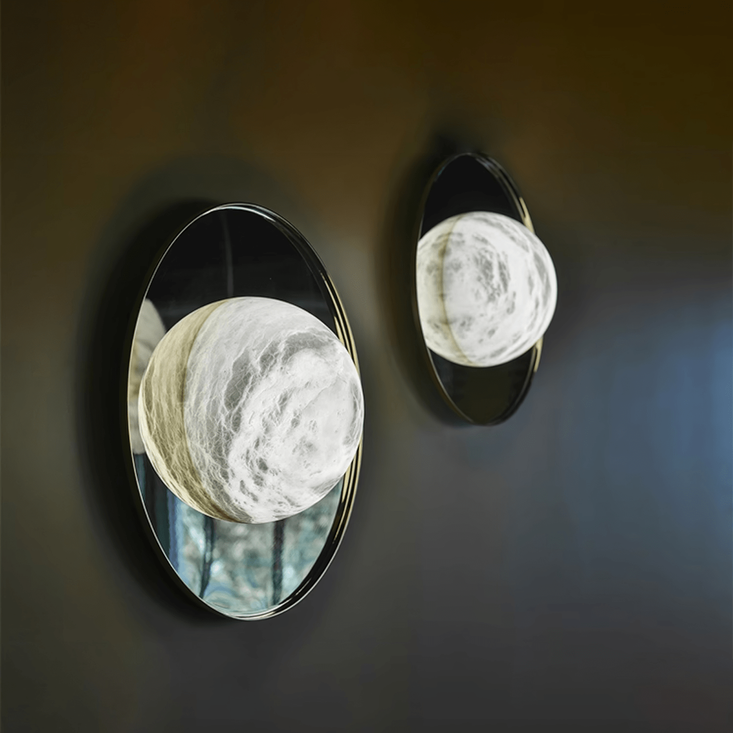Nivereria Modern Alabaster Wall Light