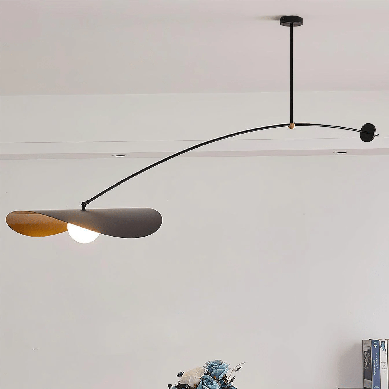 Arcflow Dynamic Curve Pendant Light