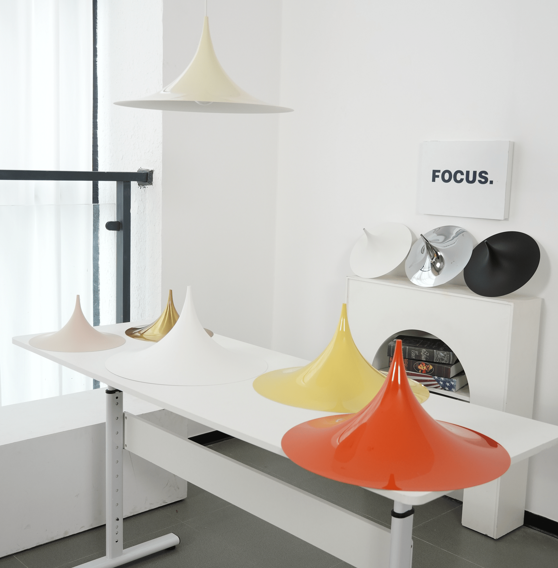Lioreina Swag Pendant Light