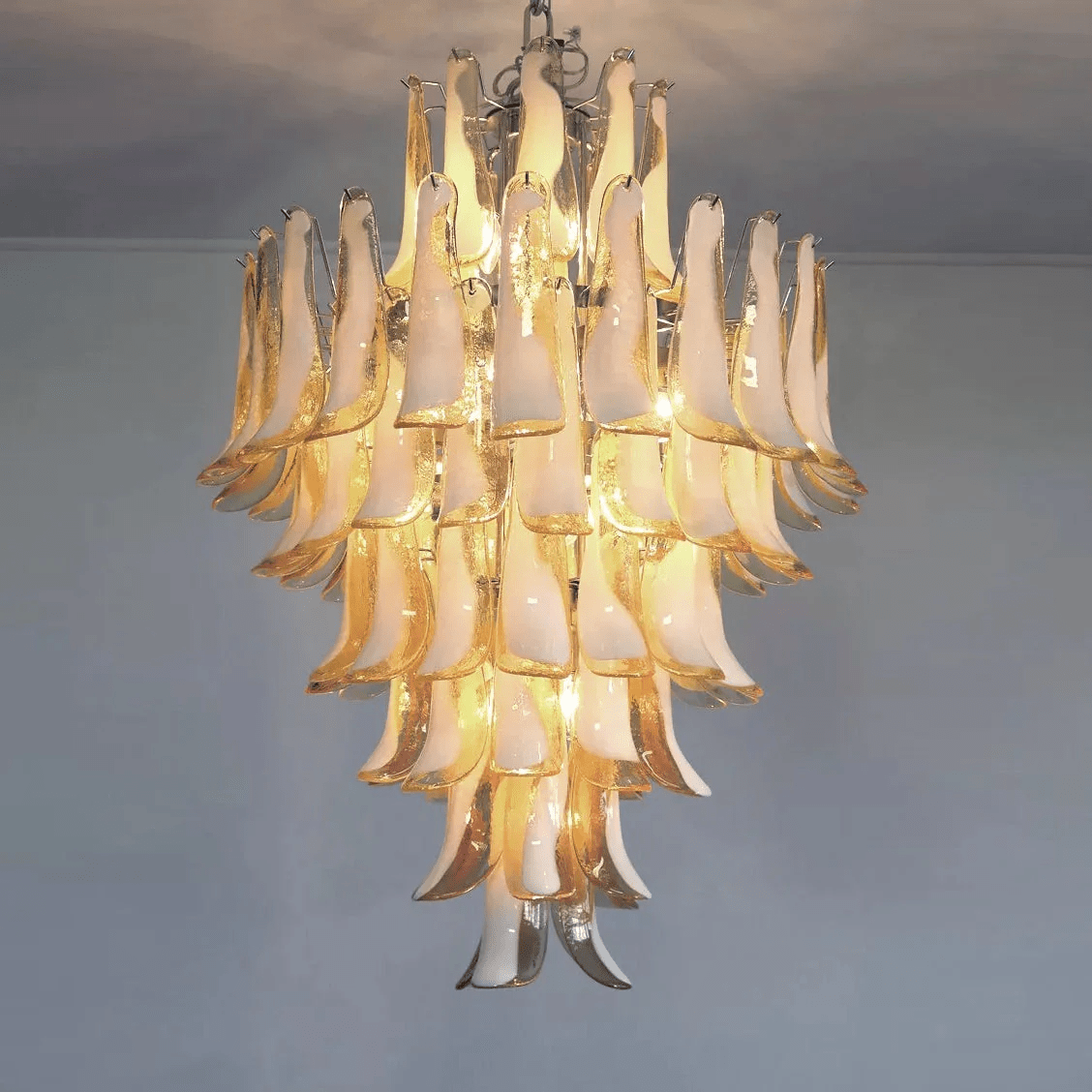 Orlian Glass Petals Pendant Lamp