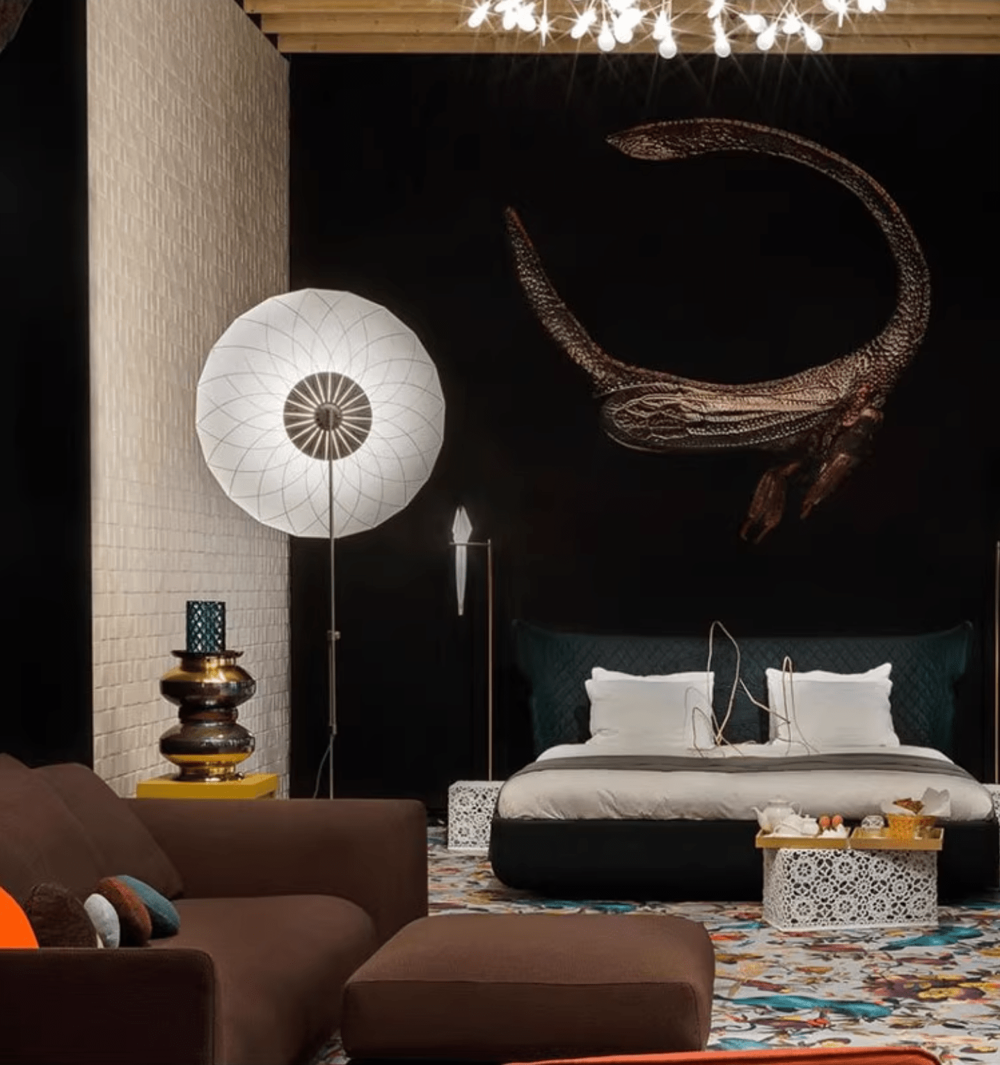 Vaelcourt Radiant Floral Floor Lamp