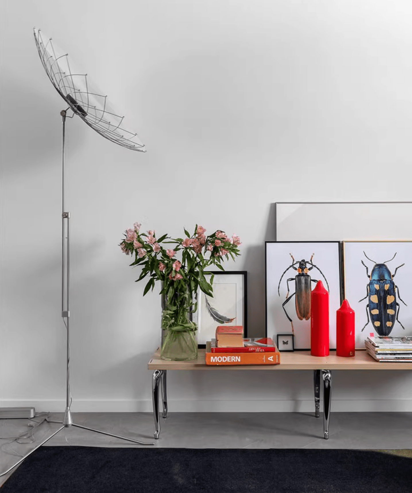 Vaelcourt Radiant Floral Floor Lamp