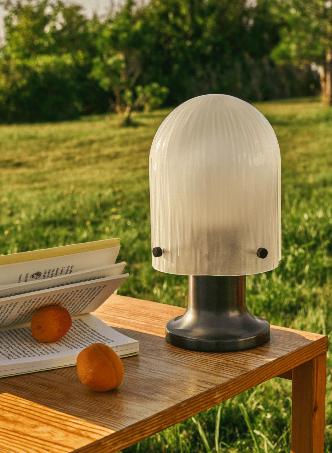 Ceryn Fluted Table Lamp