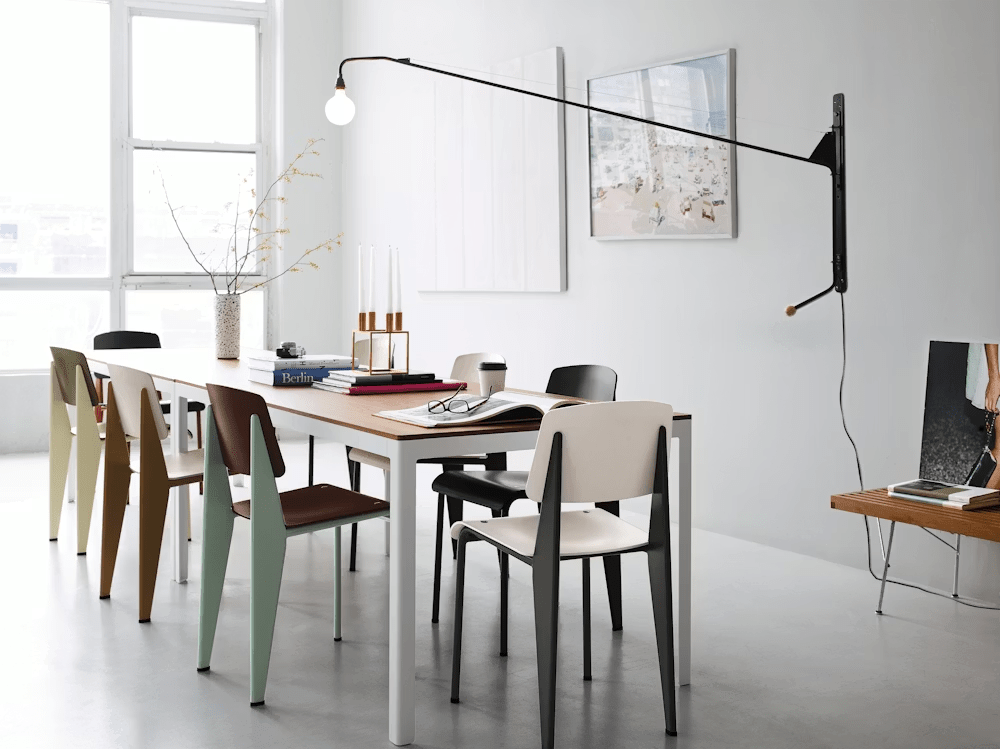 Black Extended Arm Wall Lamp