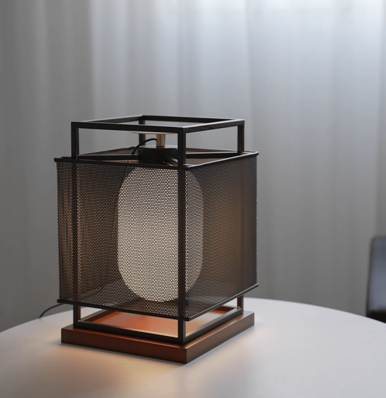 Bravik Table Lamp
