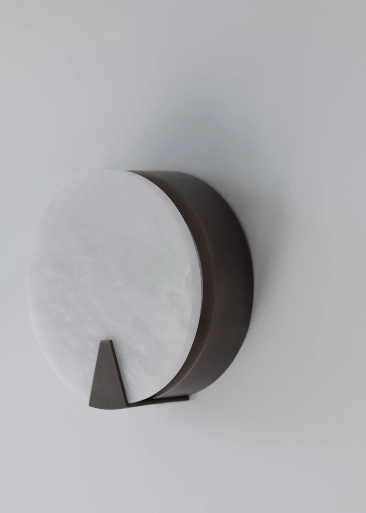 Albirira Halo Alabaster Wall Light