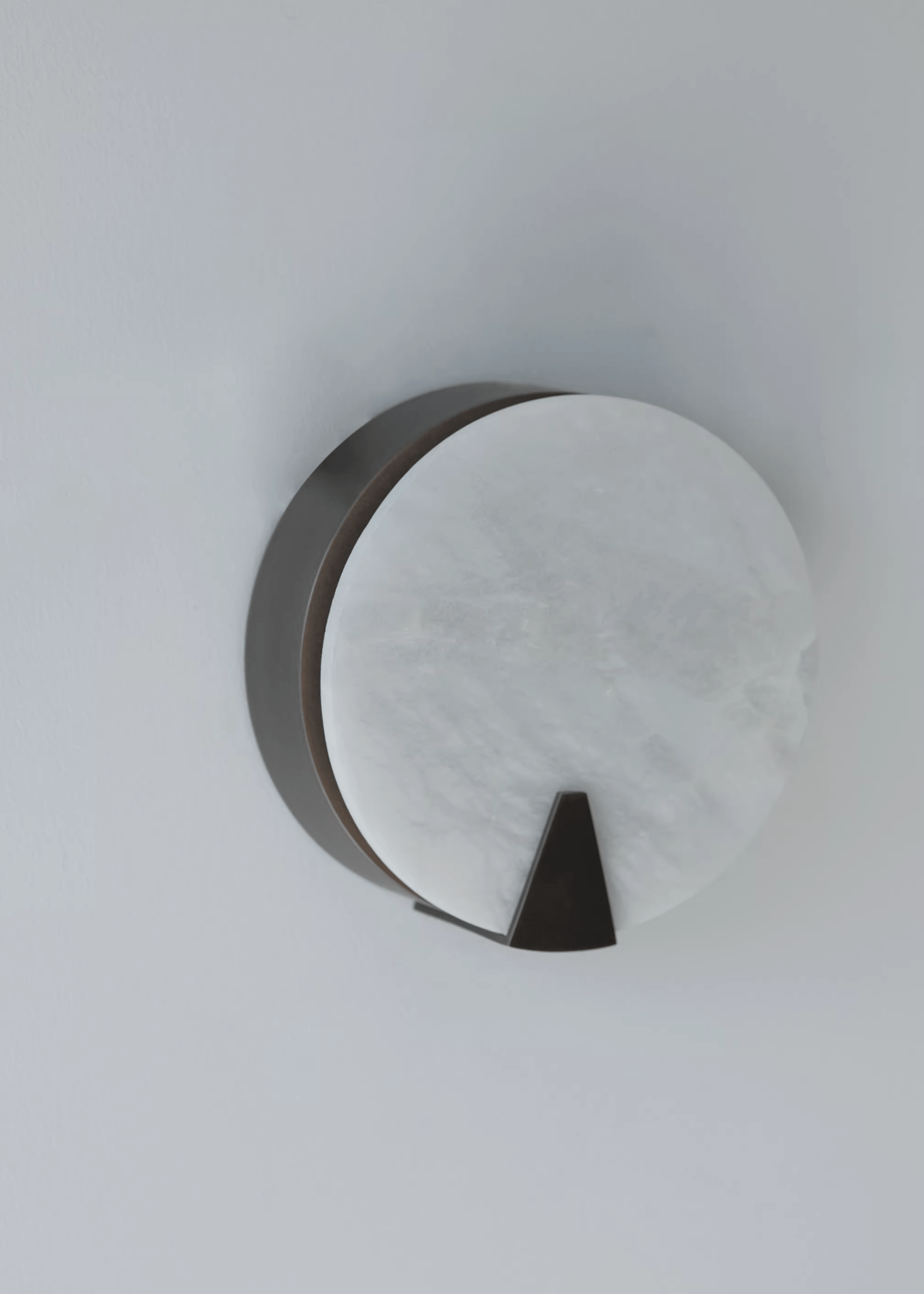 Albirira Halo Alabaster Wall Light