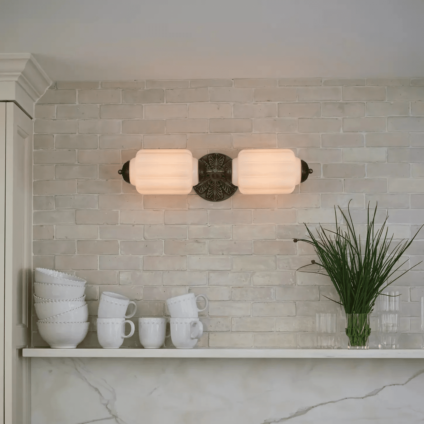 Elliot Glass Wall Sconce