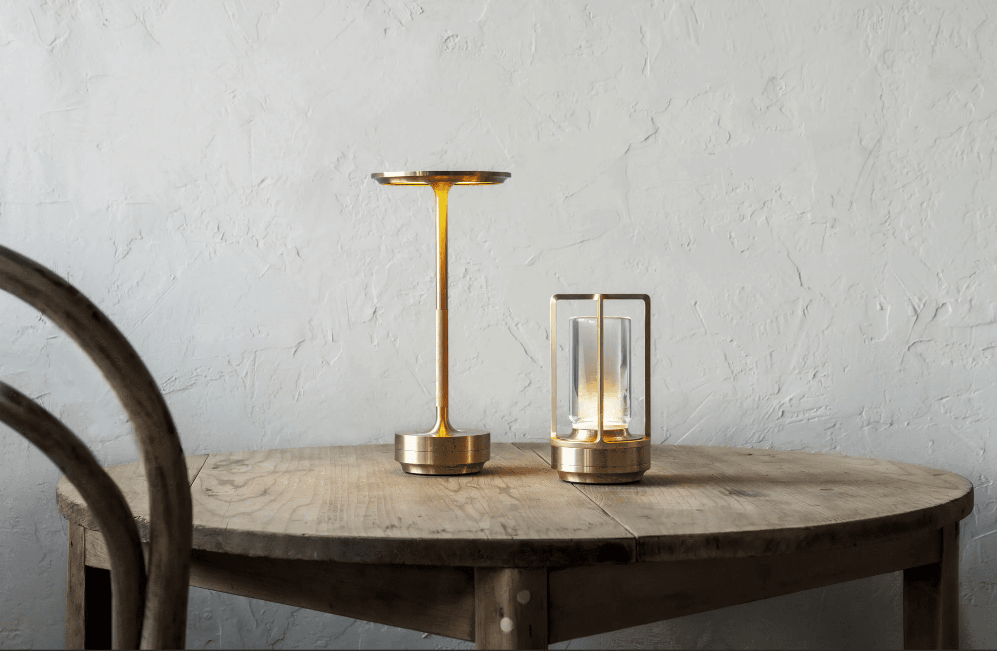 Solvane Rechargeable Table Lamp
