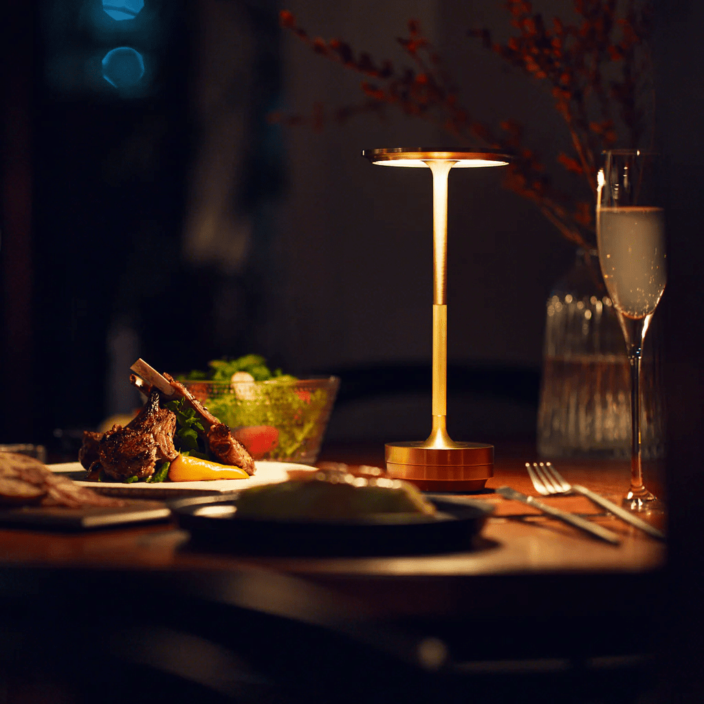Solvane Rechargeable Table Lamp