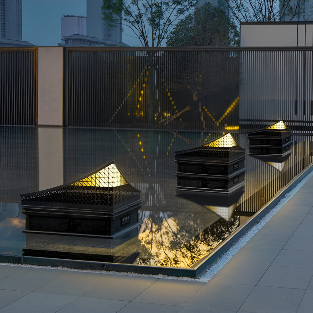 Lynn Industrial Elegant Metal Garden Light