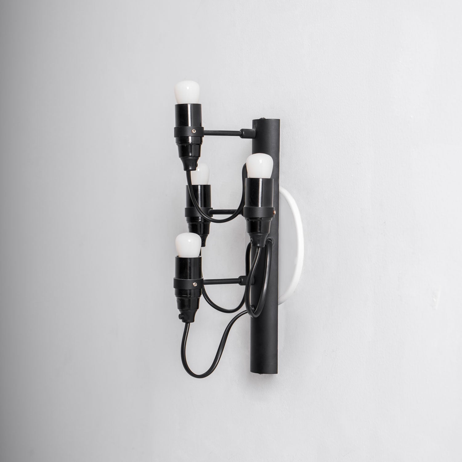 Myraeara Classic Unique Wall Lamp