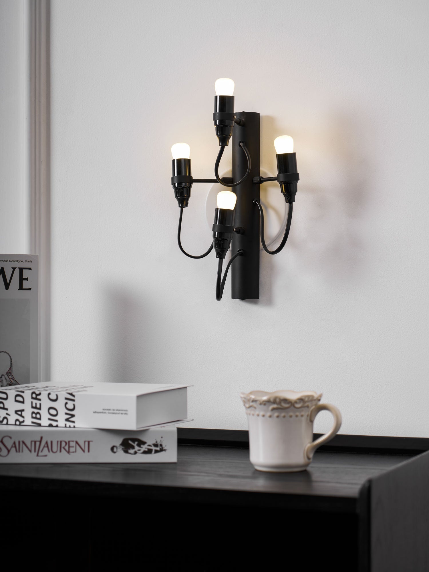Myraeara Classic Unique Wall Lamp