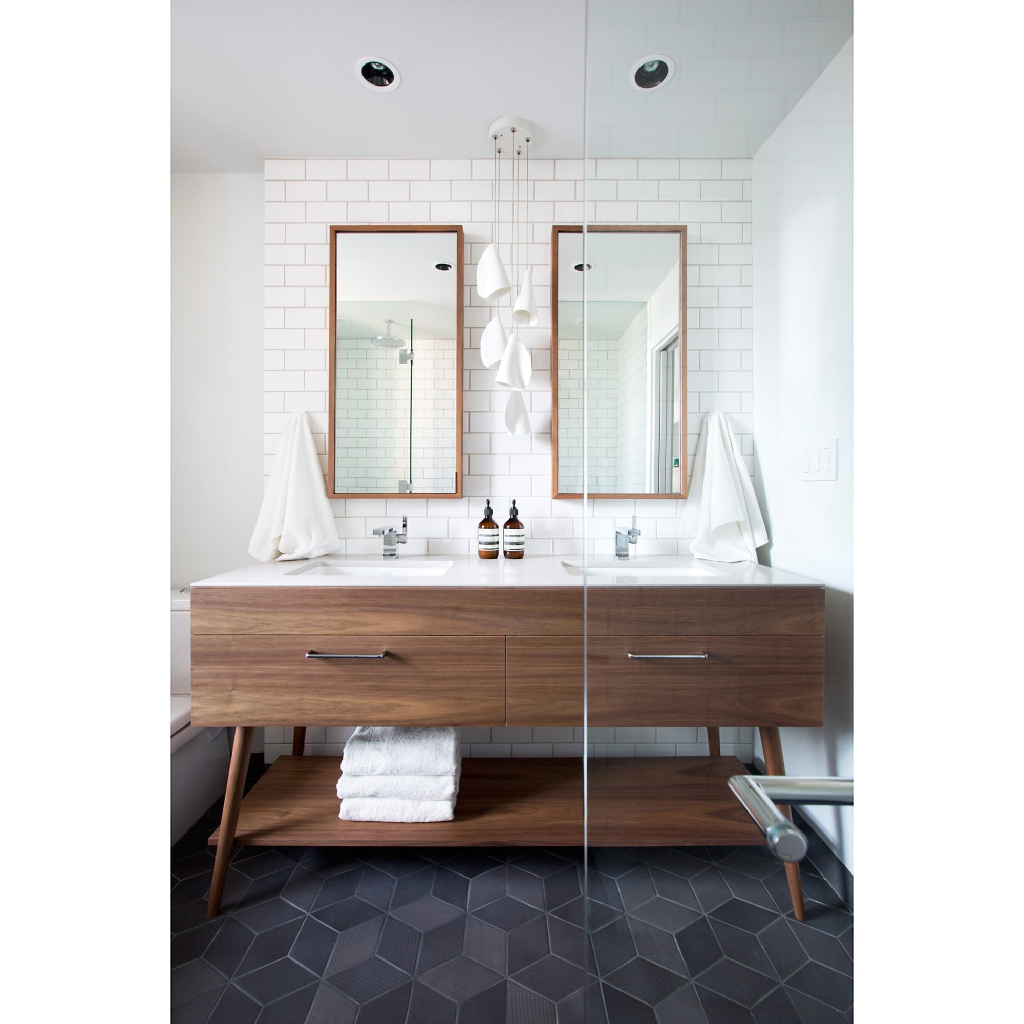 Olshaion Geometric Ceramic Pendant Light
