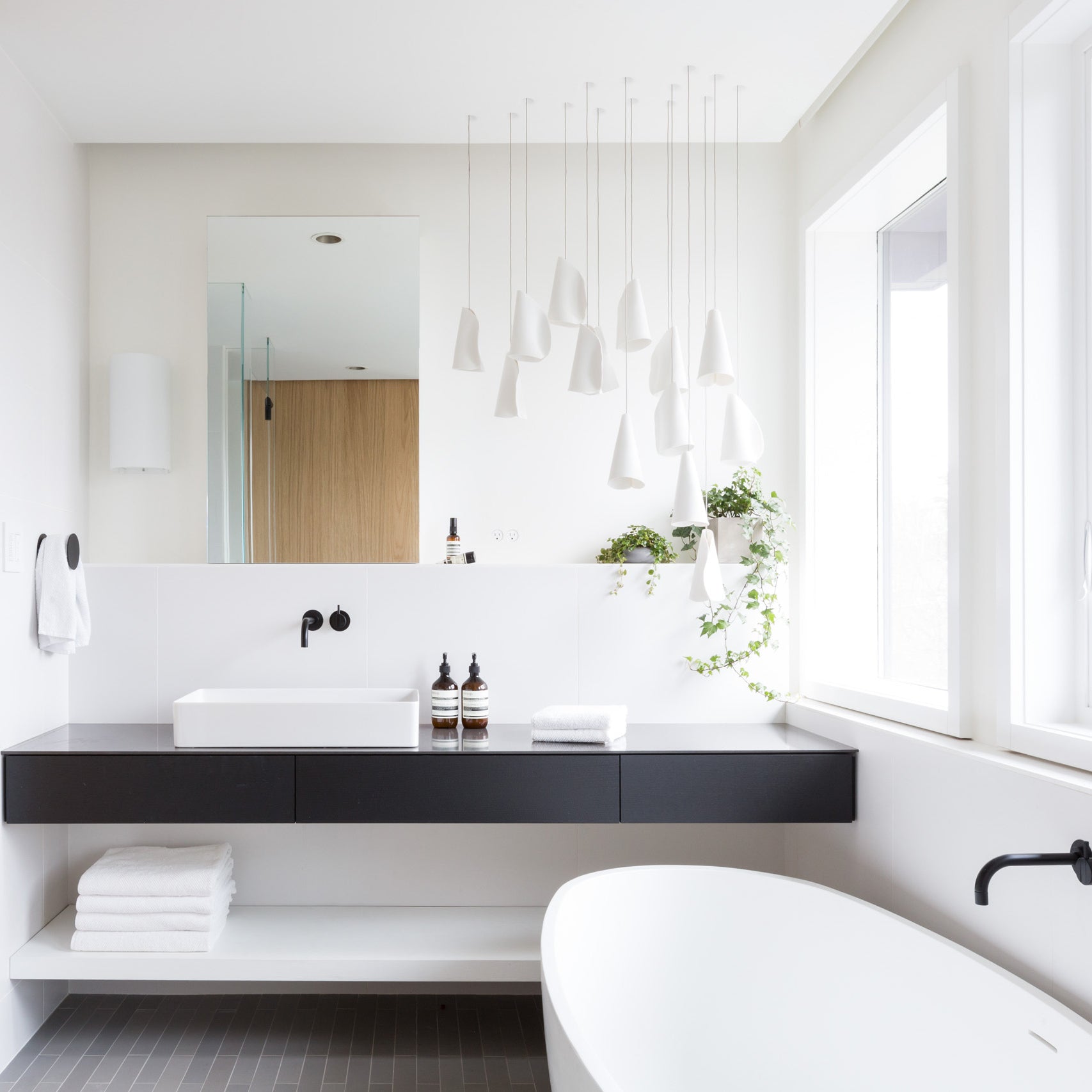 Olshaion Geometric Ceramic Pendant Light