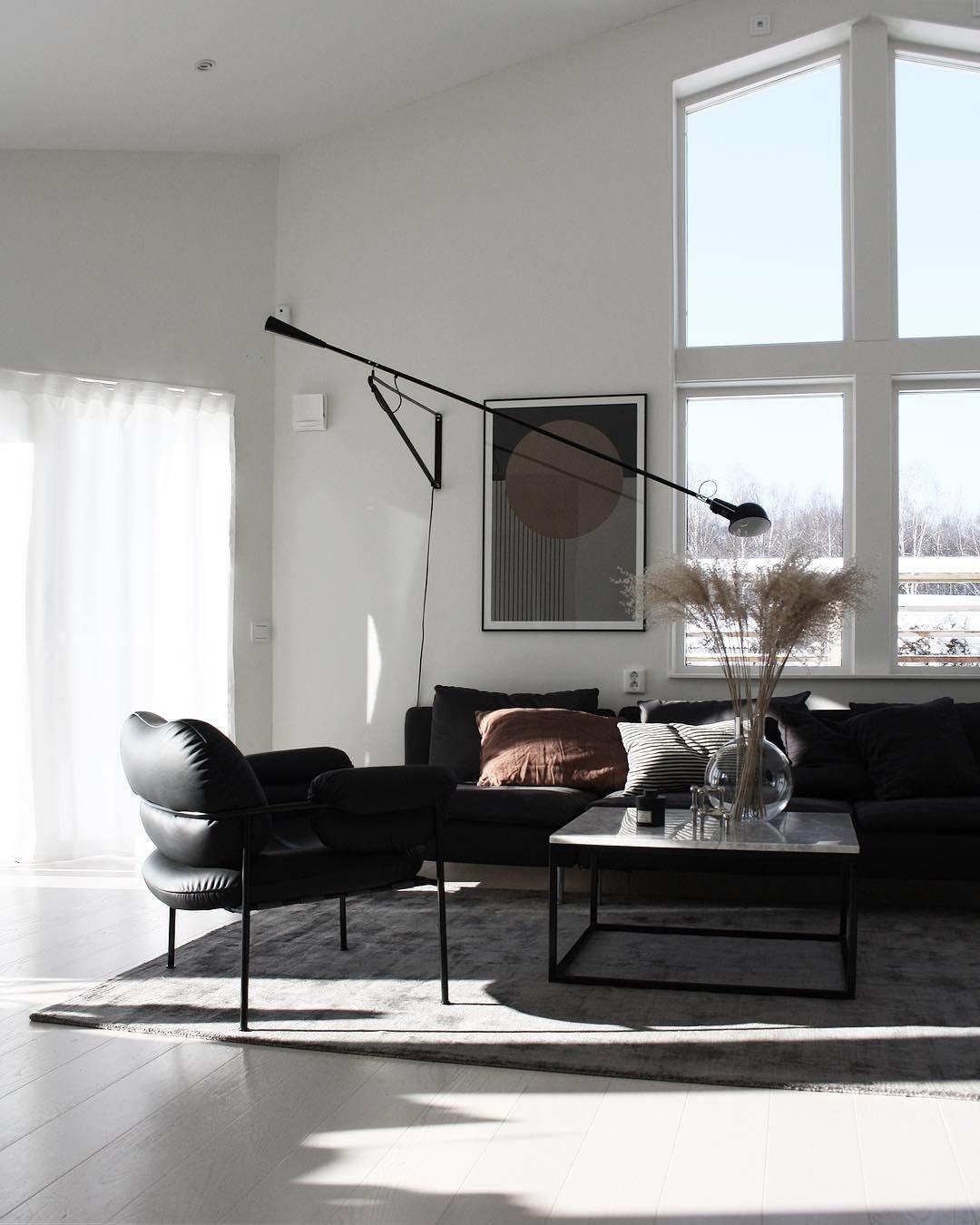 Cid Modern Minimalist Long Arm Wall Lamp