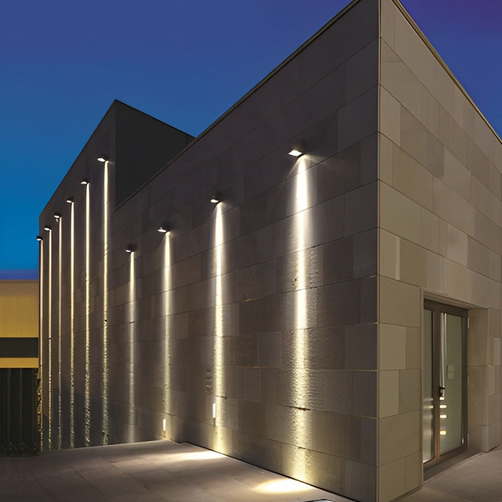 Gifford LED Classic Modern Aluminum Outdoor Wall Lamp