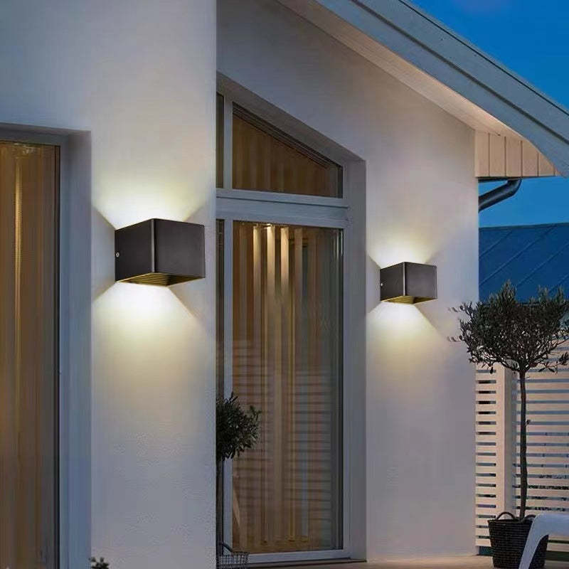 Ray Modern Adjustable Square Outdoor Wall Lamp LED