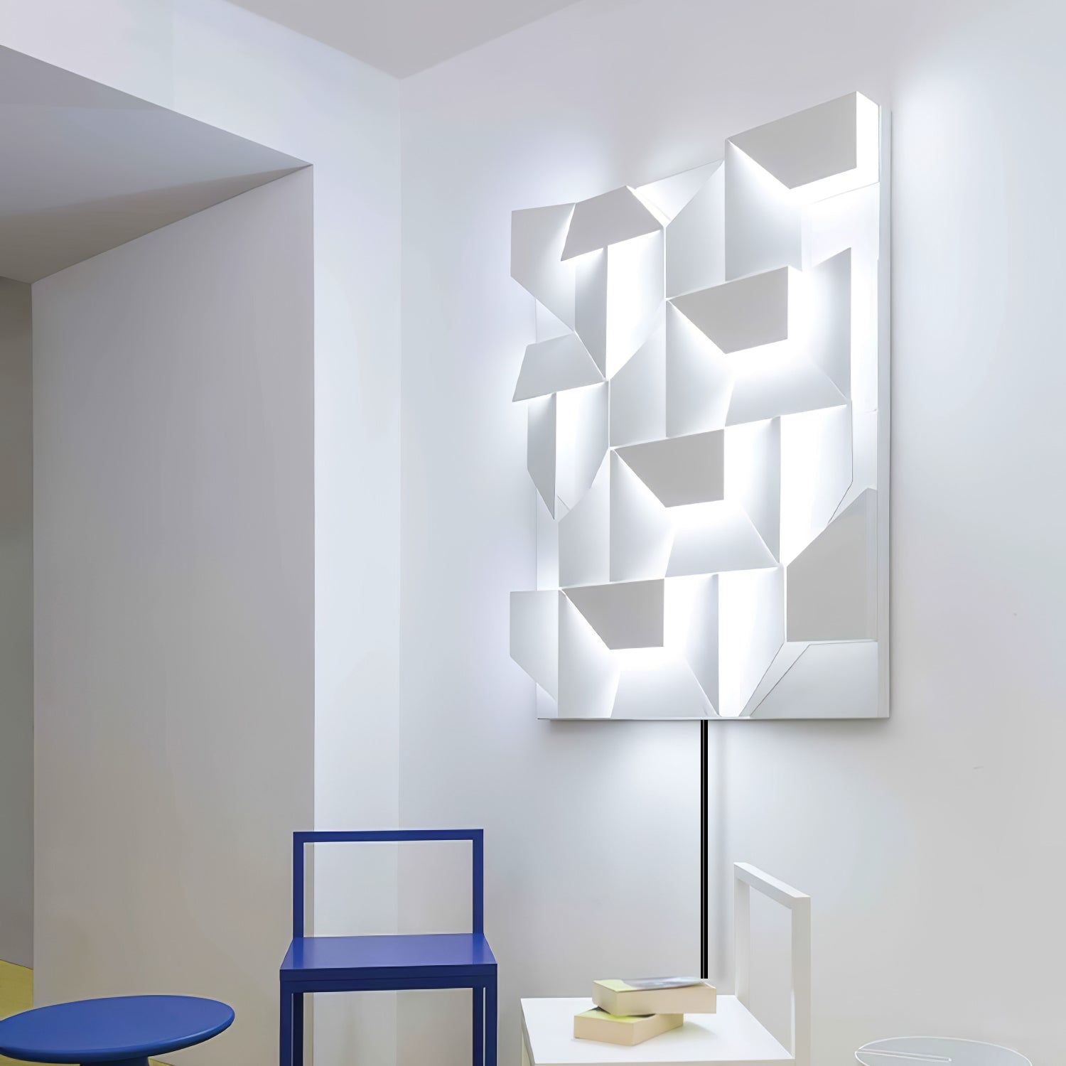 Arthaen Shadows Grand Sconce Wall lamp