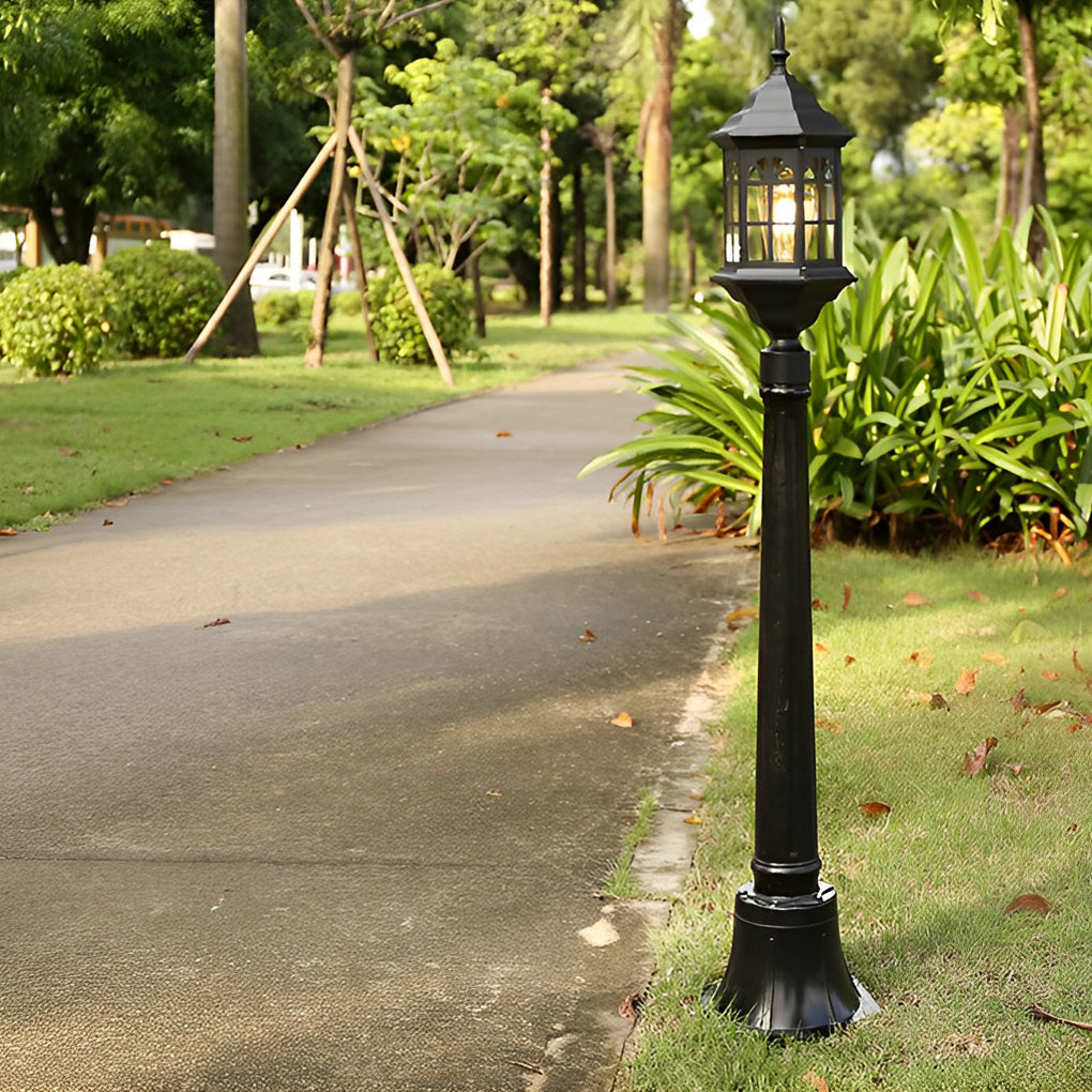Solitary Elegant Pathway Aluminum Outdoor Post Lights