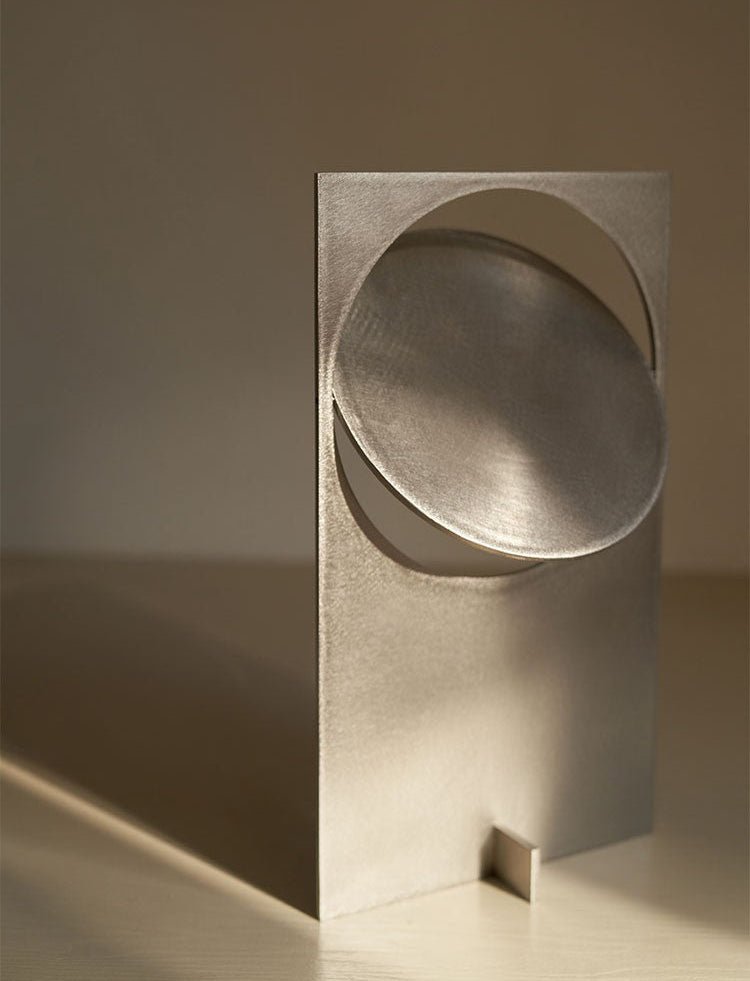 Terieriella Rotating Disc Table Lamp