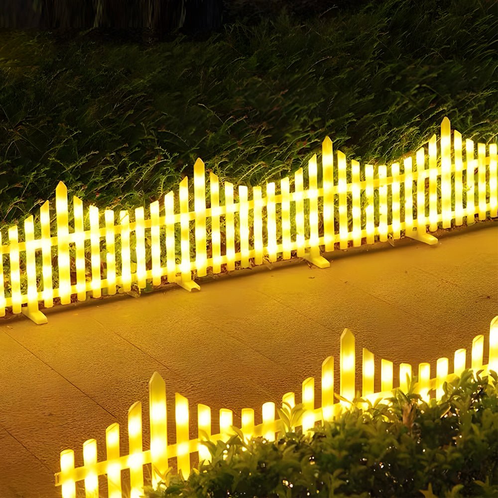 Estran Wave-Shaped Solar PP Outdoor Fence Light