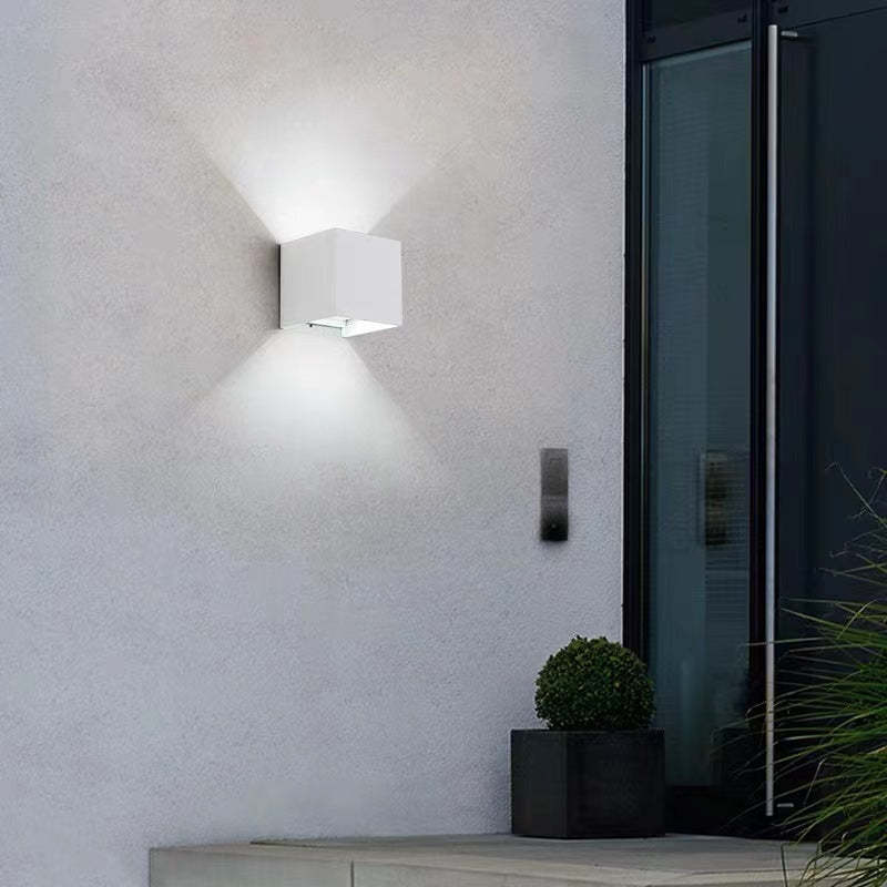 Ray Modern Adjustable Square Outdoor Wall Lamp LED