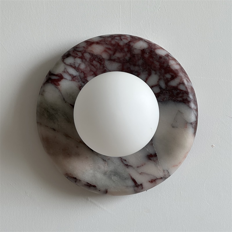 Vomire Wall Lamp