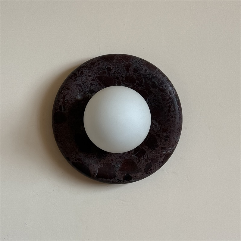Uzorionis Wall Lamp