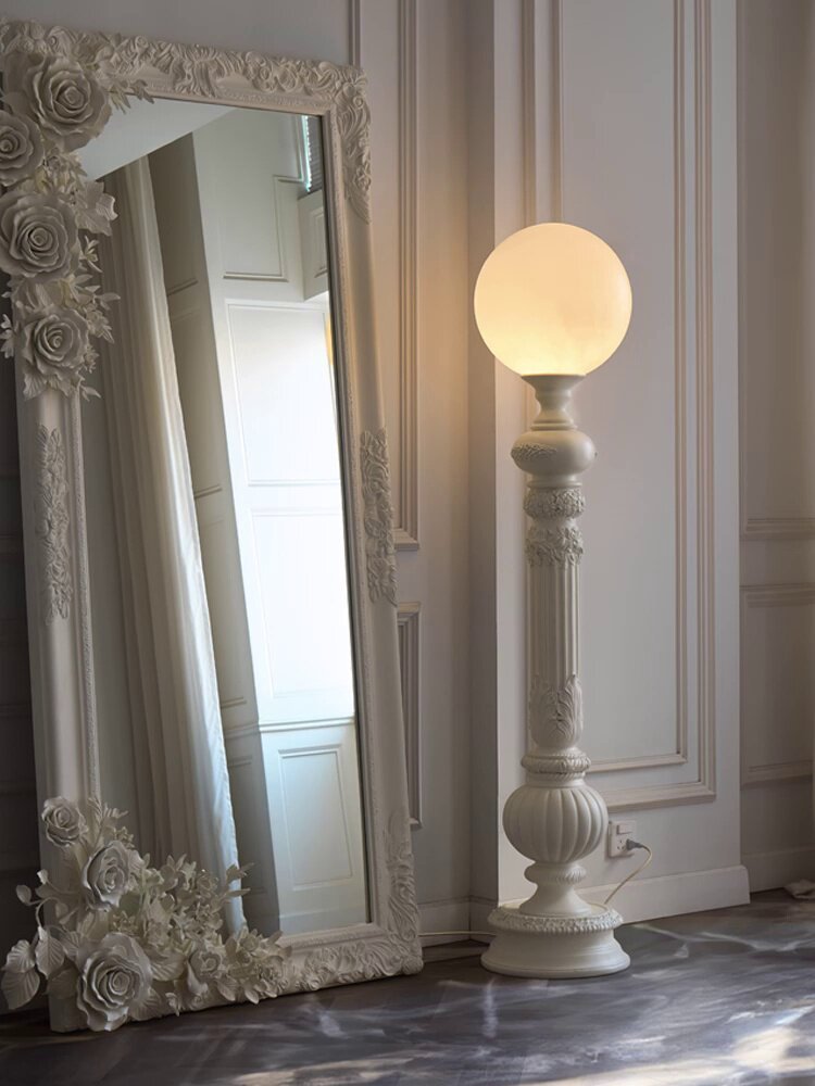 Acanto Column Floor Lamp