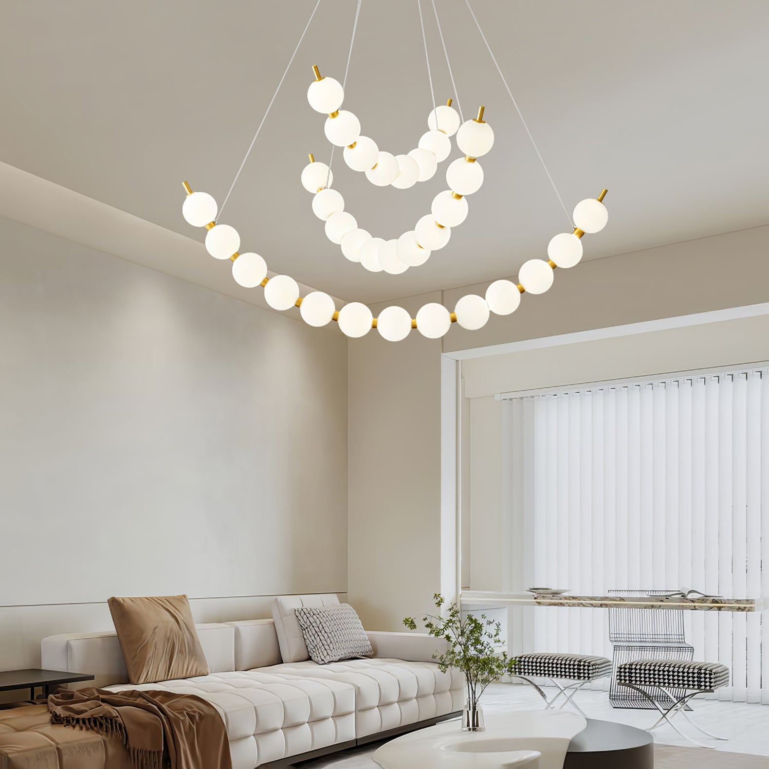 Hevrin Elegance Art Pearls Plastic Chandelier