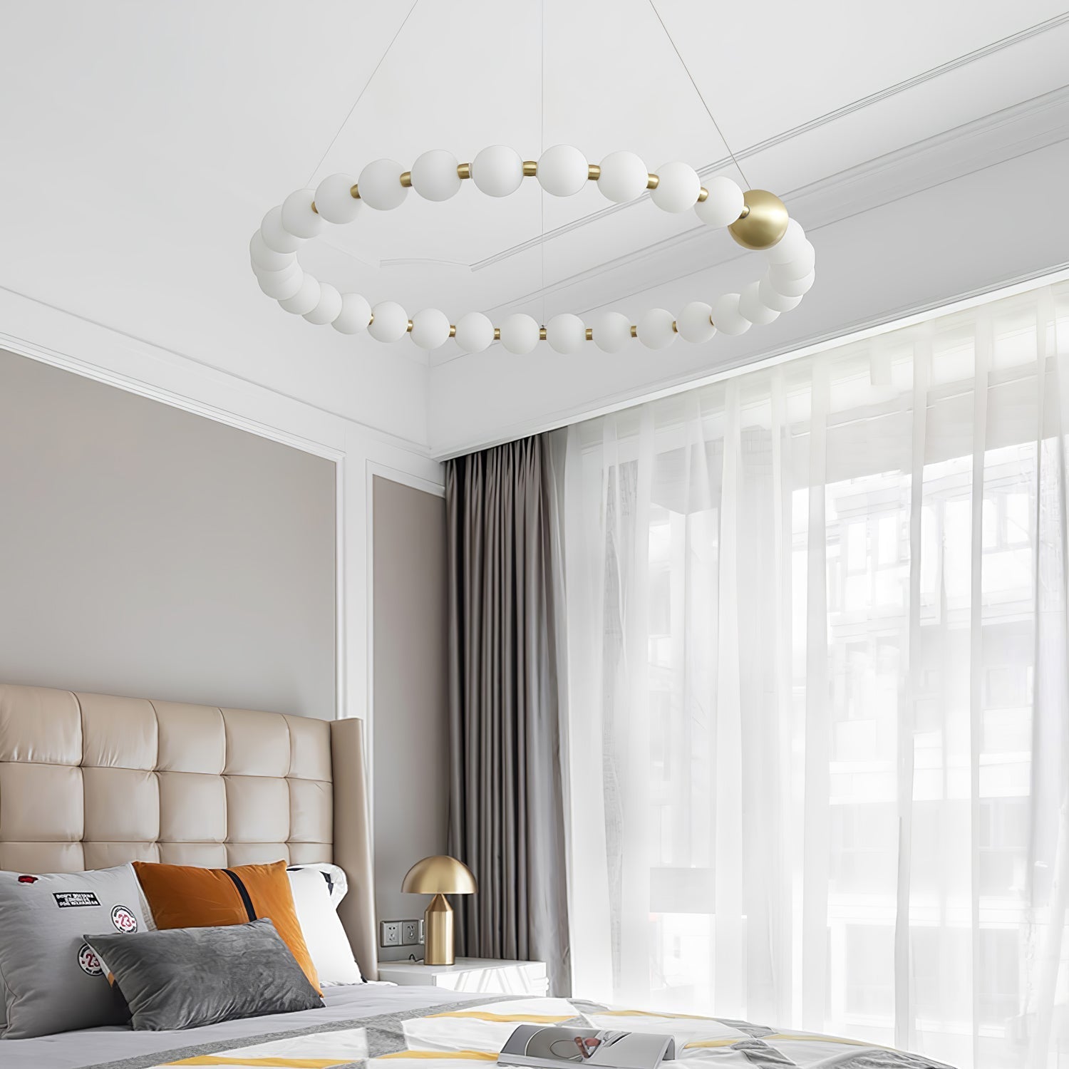 Hevrin Elegance Art Pearls Plastic Chandelier