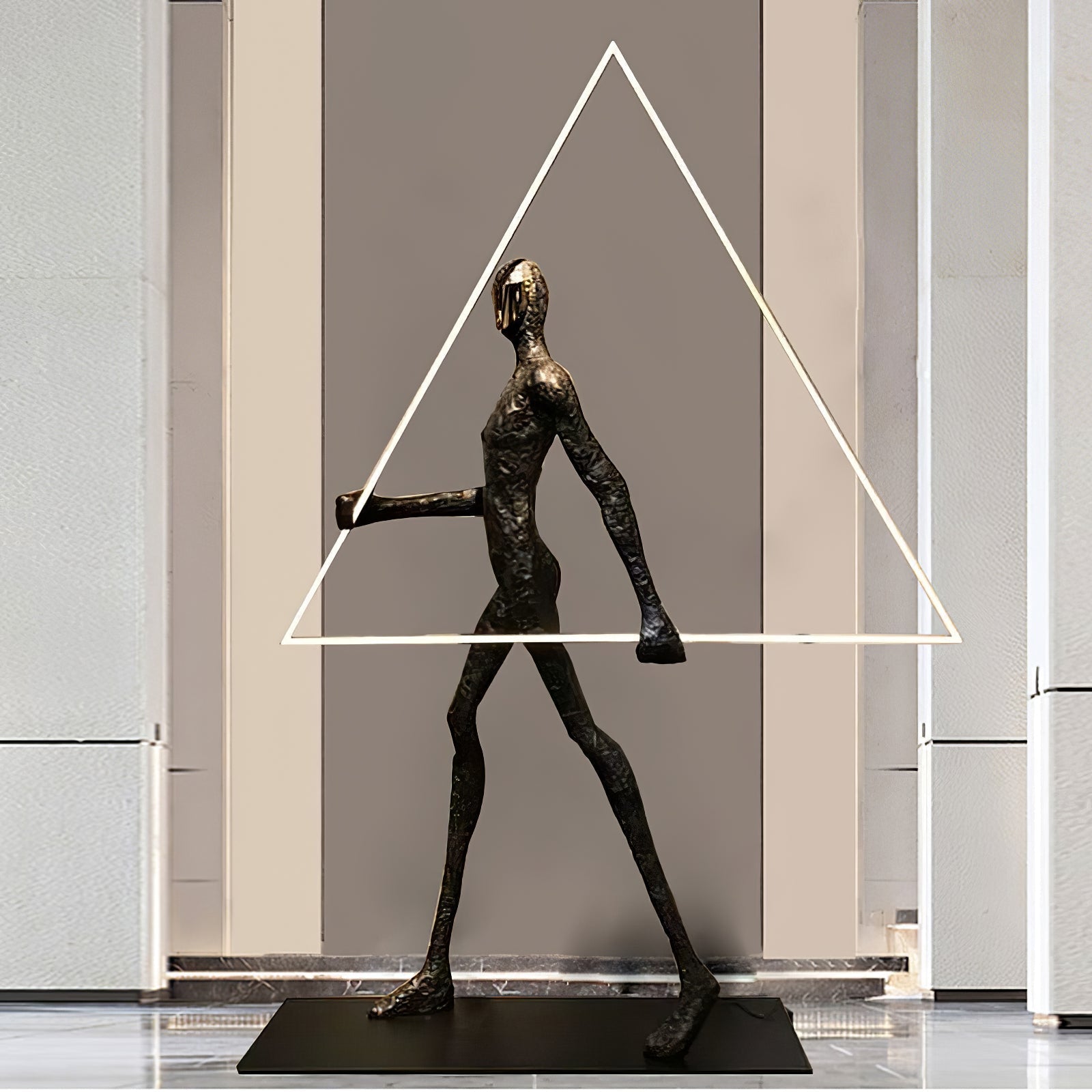 Cirarelia Floor Lamp Sculpture LED Figure