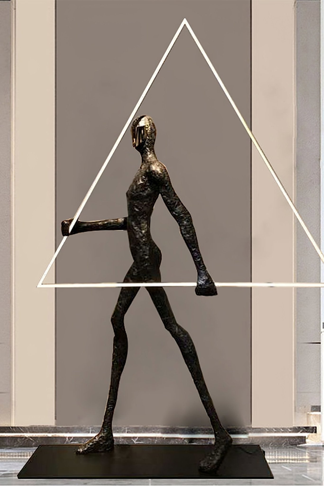 Cirarelia Floor Lamp Sculpture LED Figure