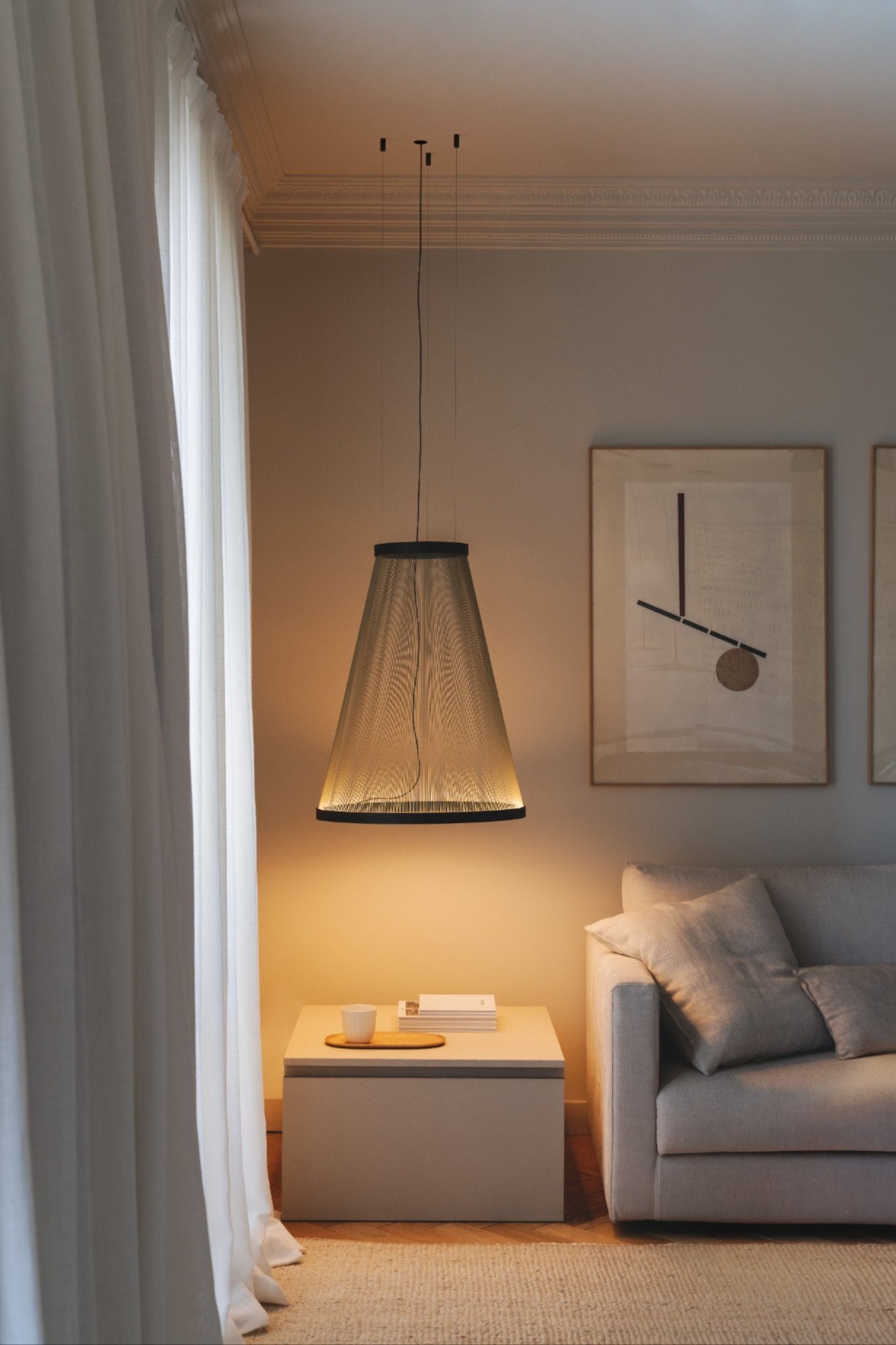 Hyn Minimalist Aluminum Pendant Light