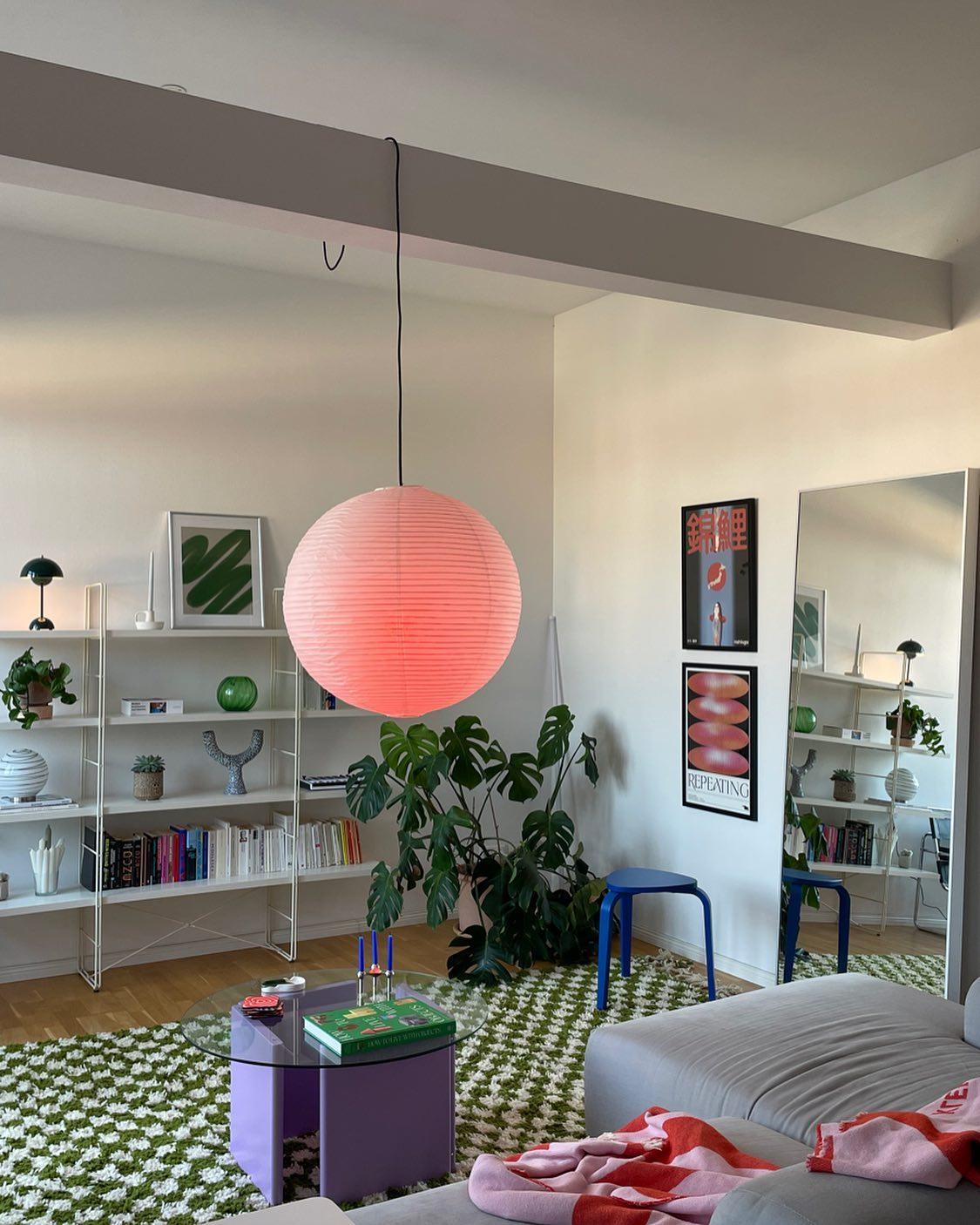 Beauwell Paper Globe White Plug Wire Pendant Light