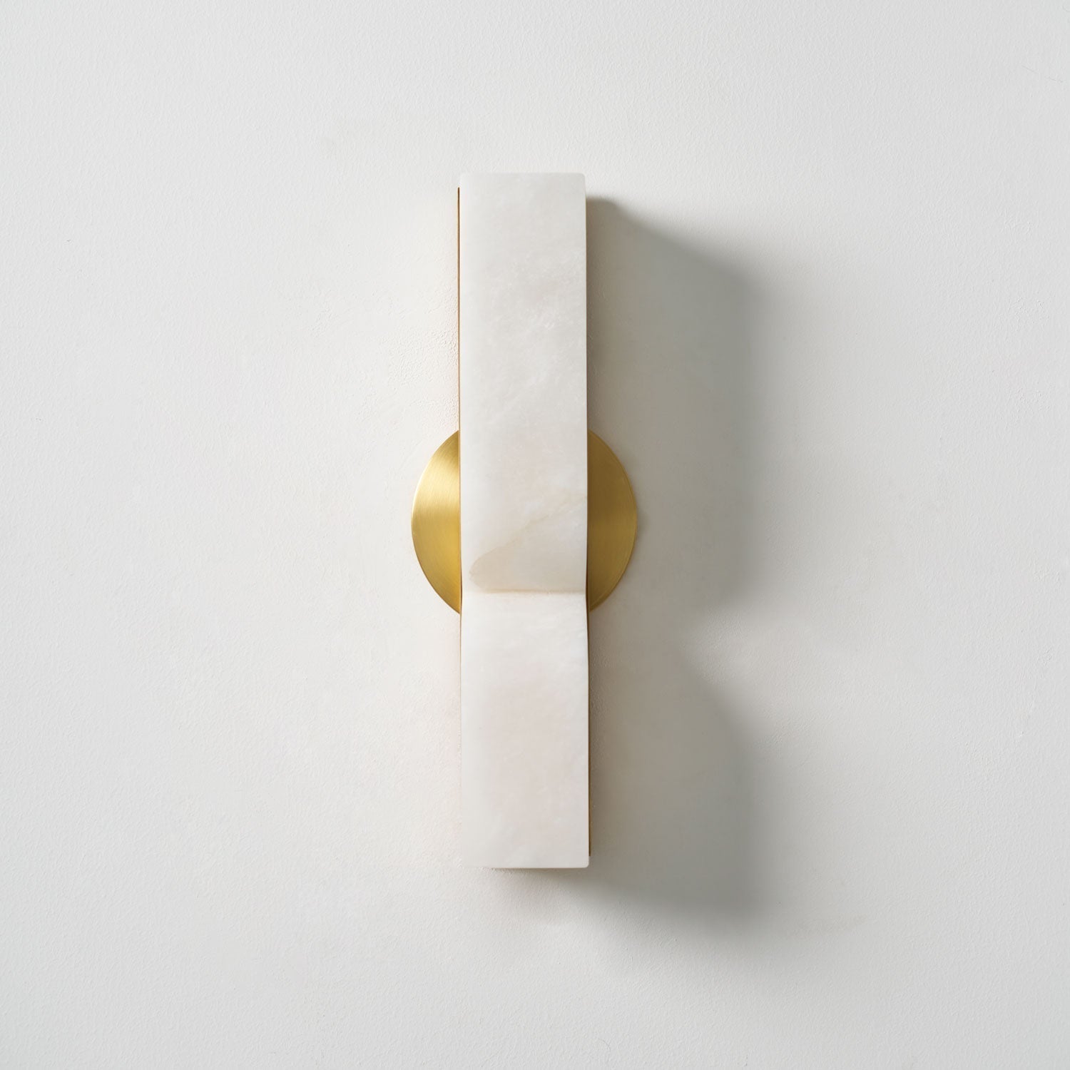 Niveelle Alabaster Rectangular Wall Lamp