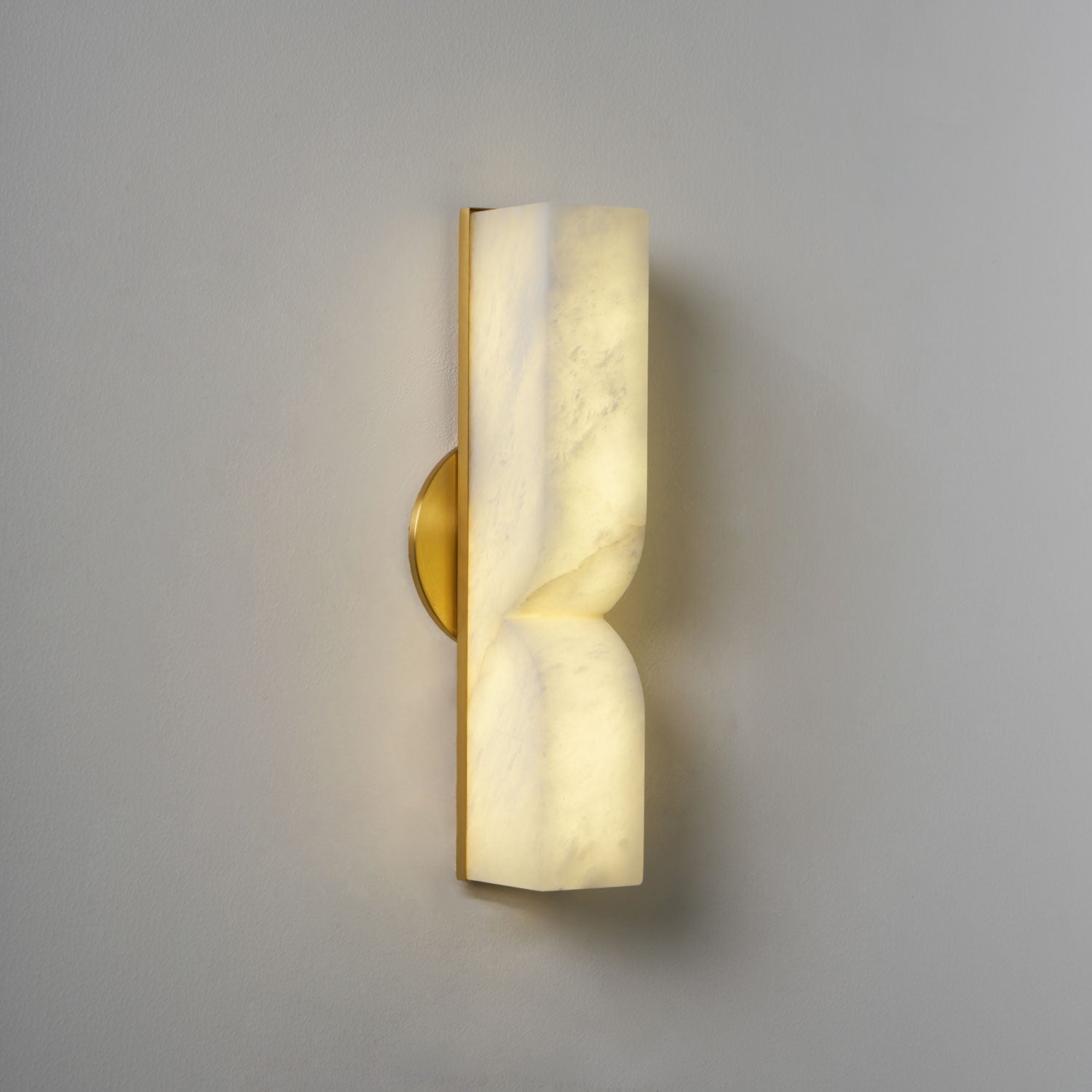 Niveelle Alabaster Rectangular Wall Lamp