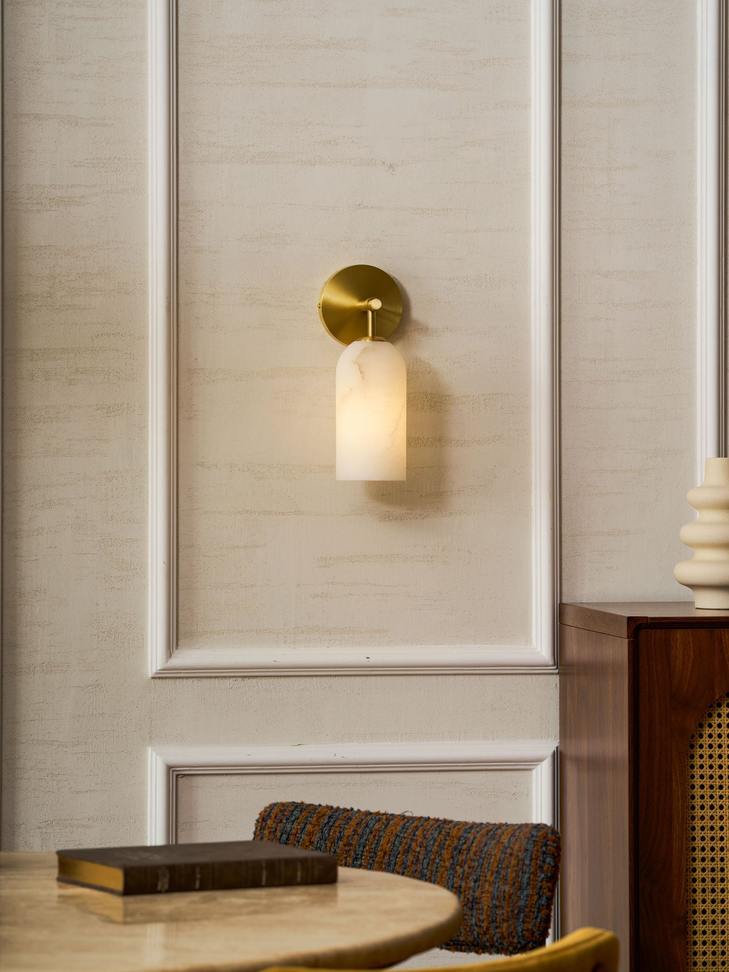 Delaborne Pillar Alabaster Indoor Wall Light