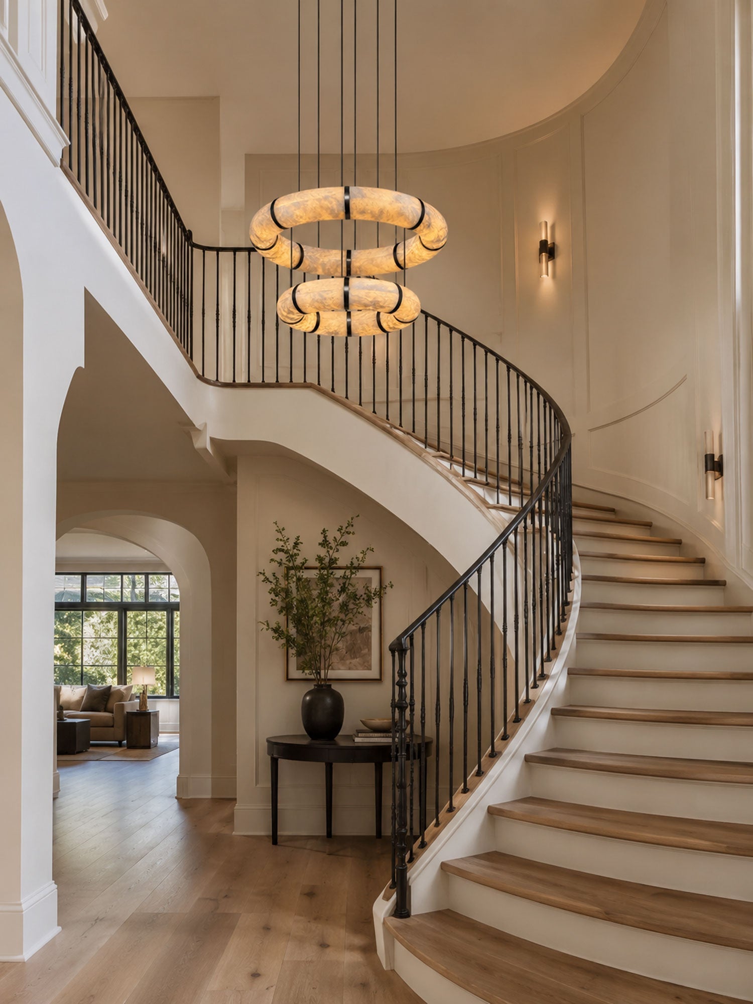 Elaeraine Chandelier
