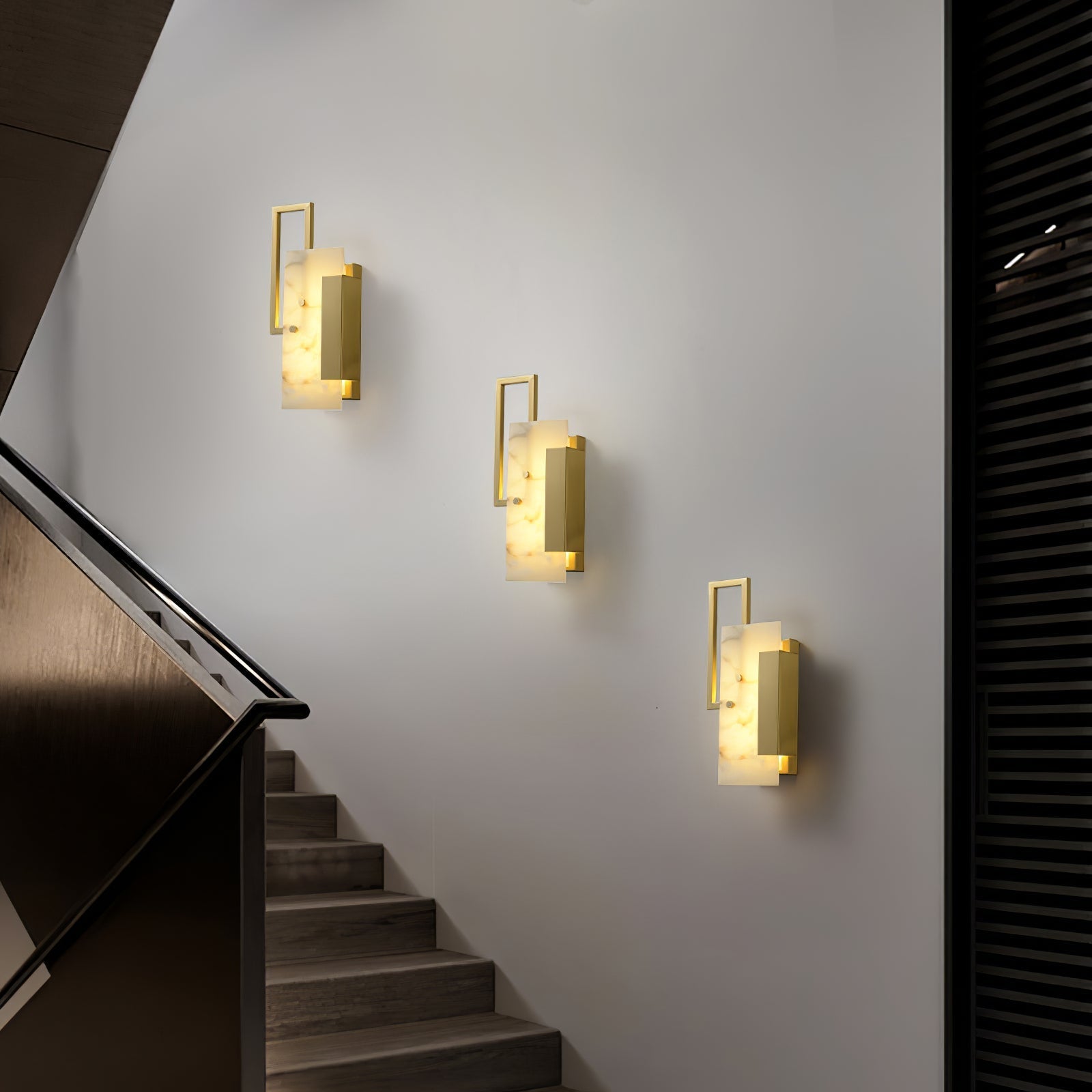 Albinelle Alabaster Wall Lamp
