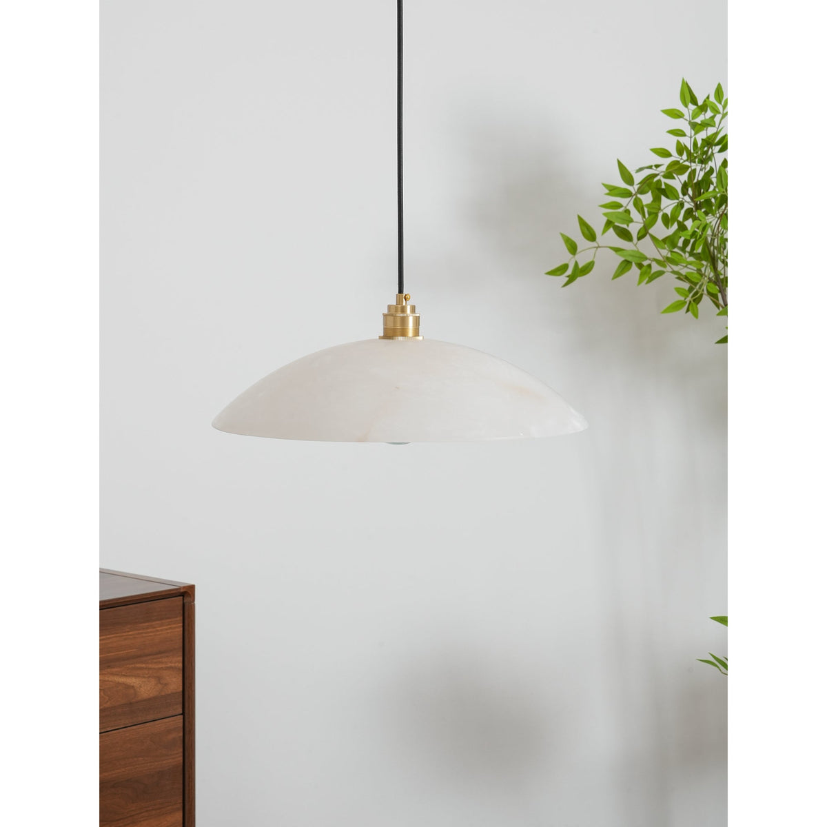 Nerea Minimalist Alabaster Pendant Light