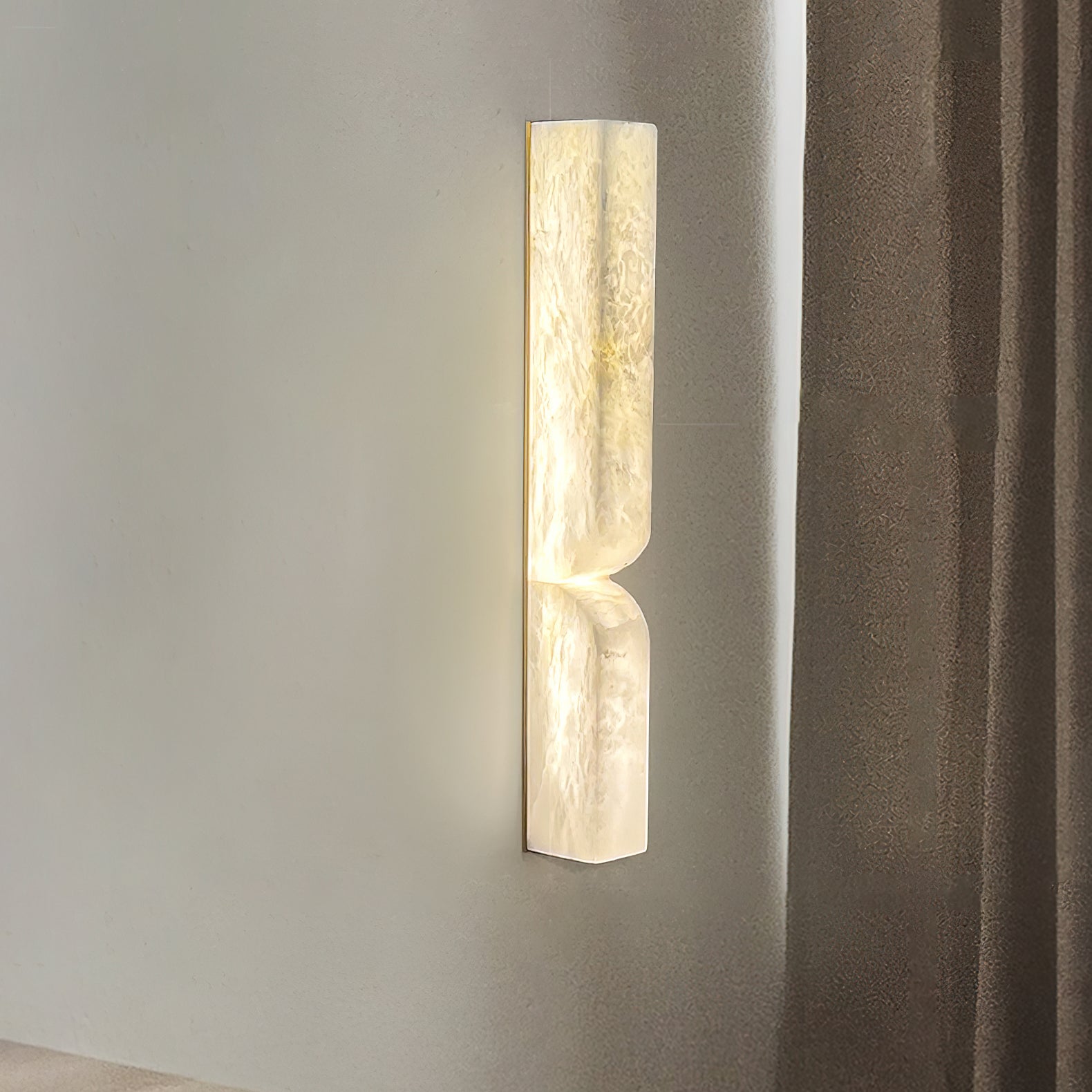 Niveelle Alabaster Rectangular Wall Lamp