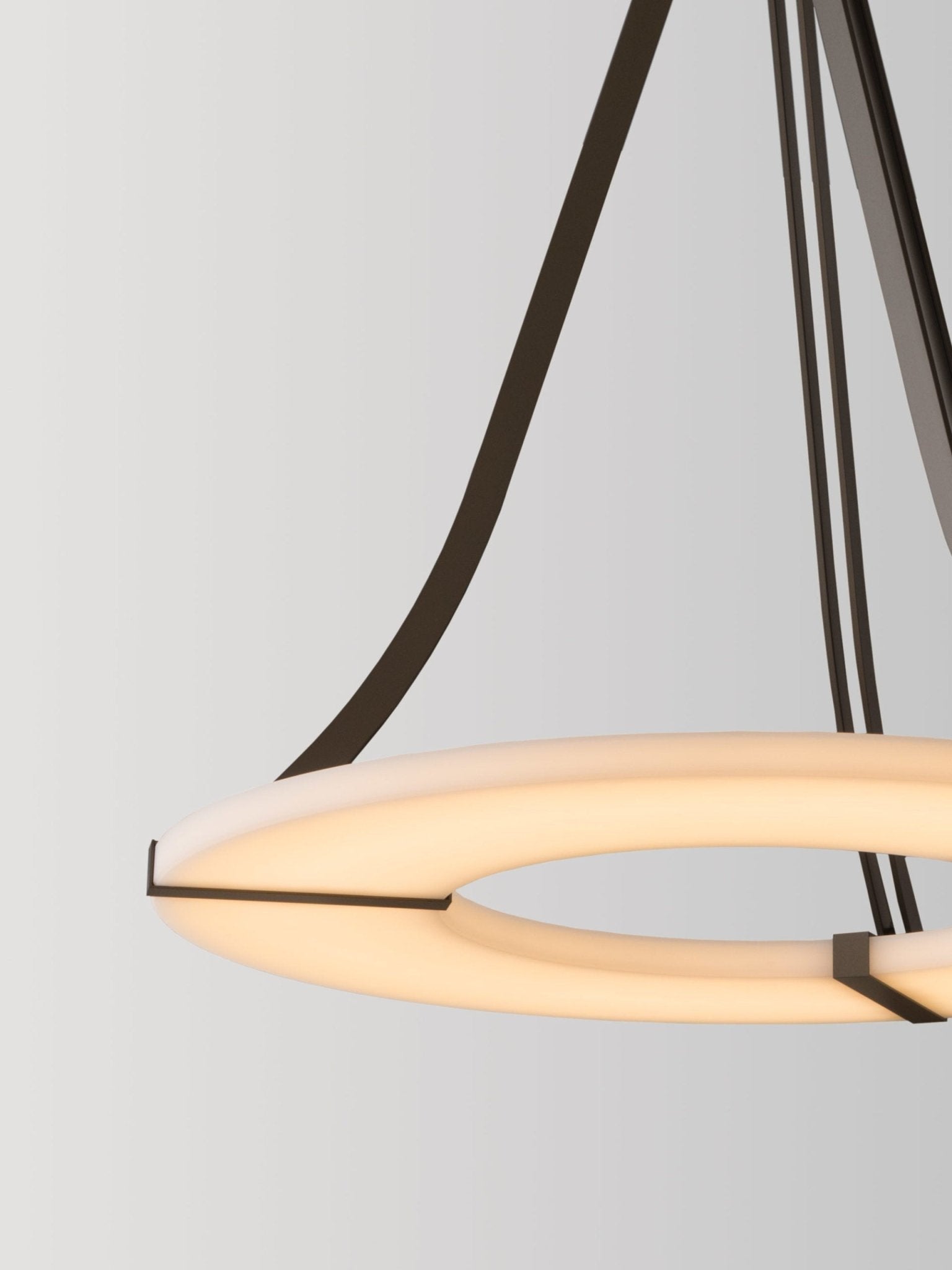 Faelor Alabaster Ring Pendant Light